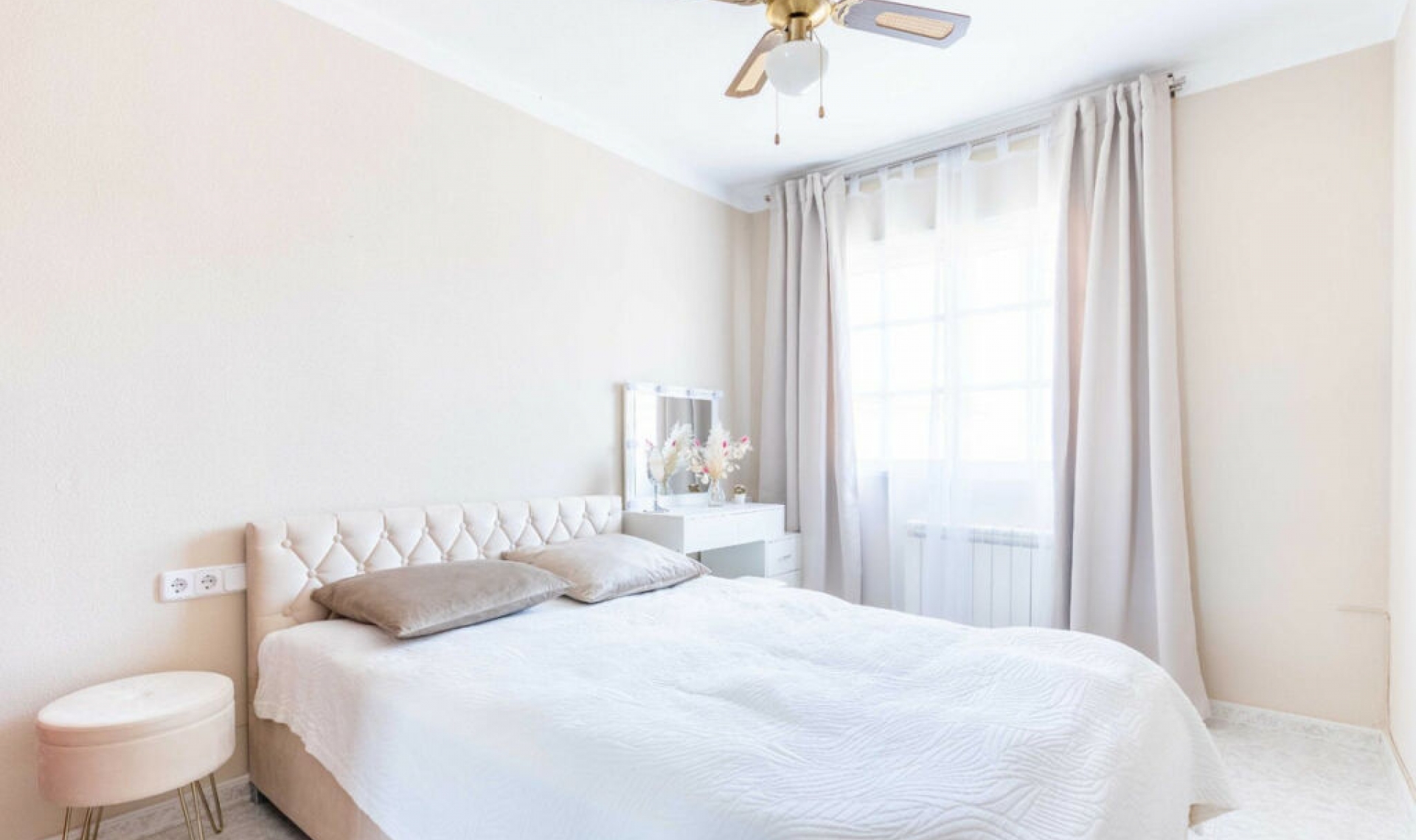 Resale - House -
Punta Prima