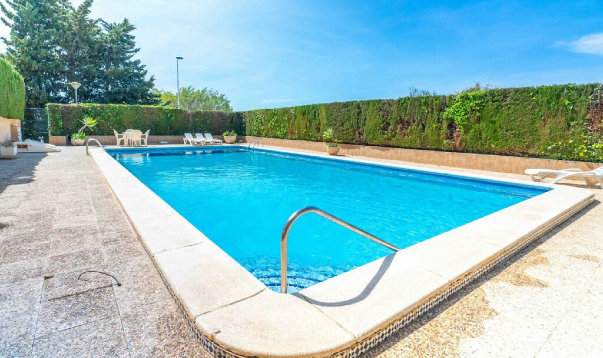 Resale - House -
Punta Prima