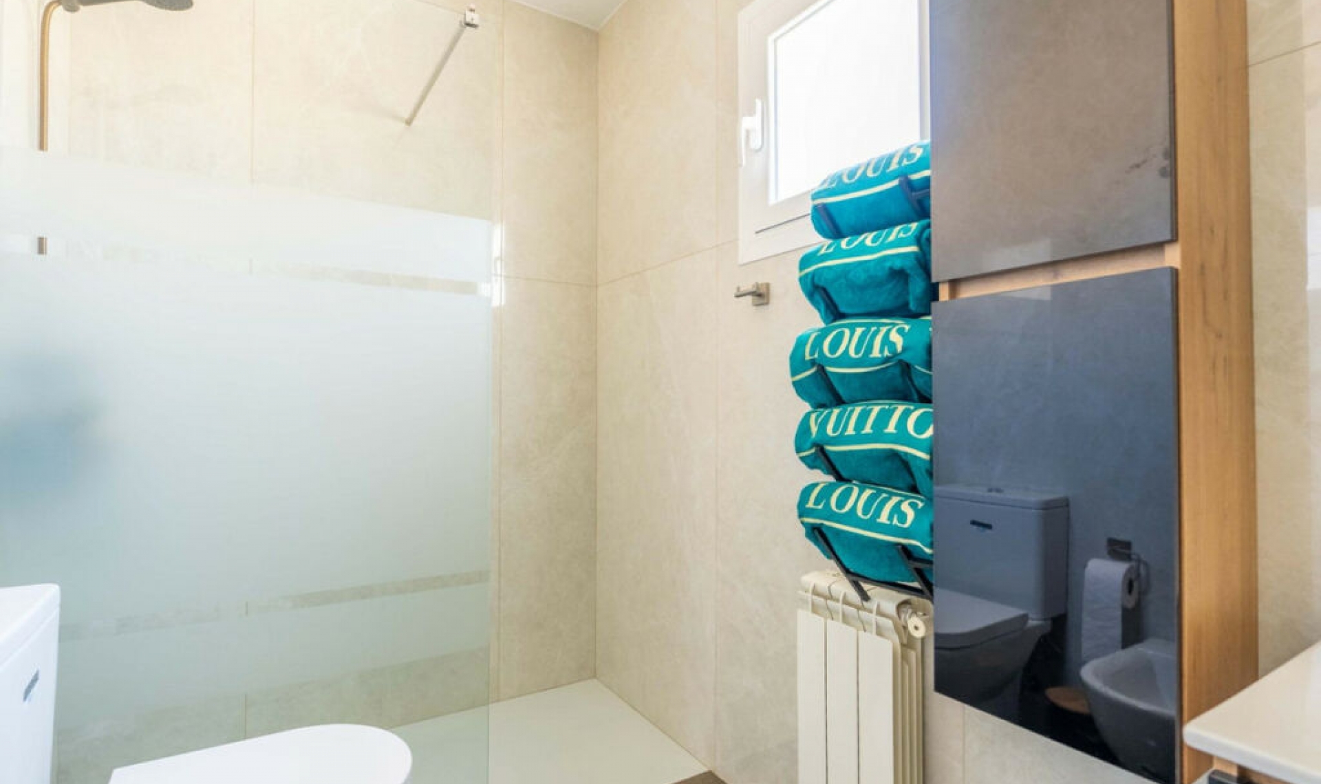 Resale - House -
Punta Prima