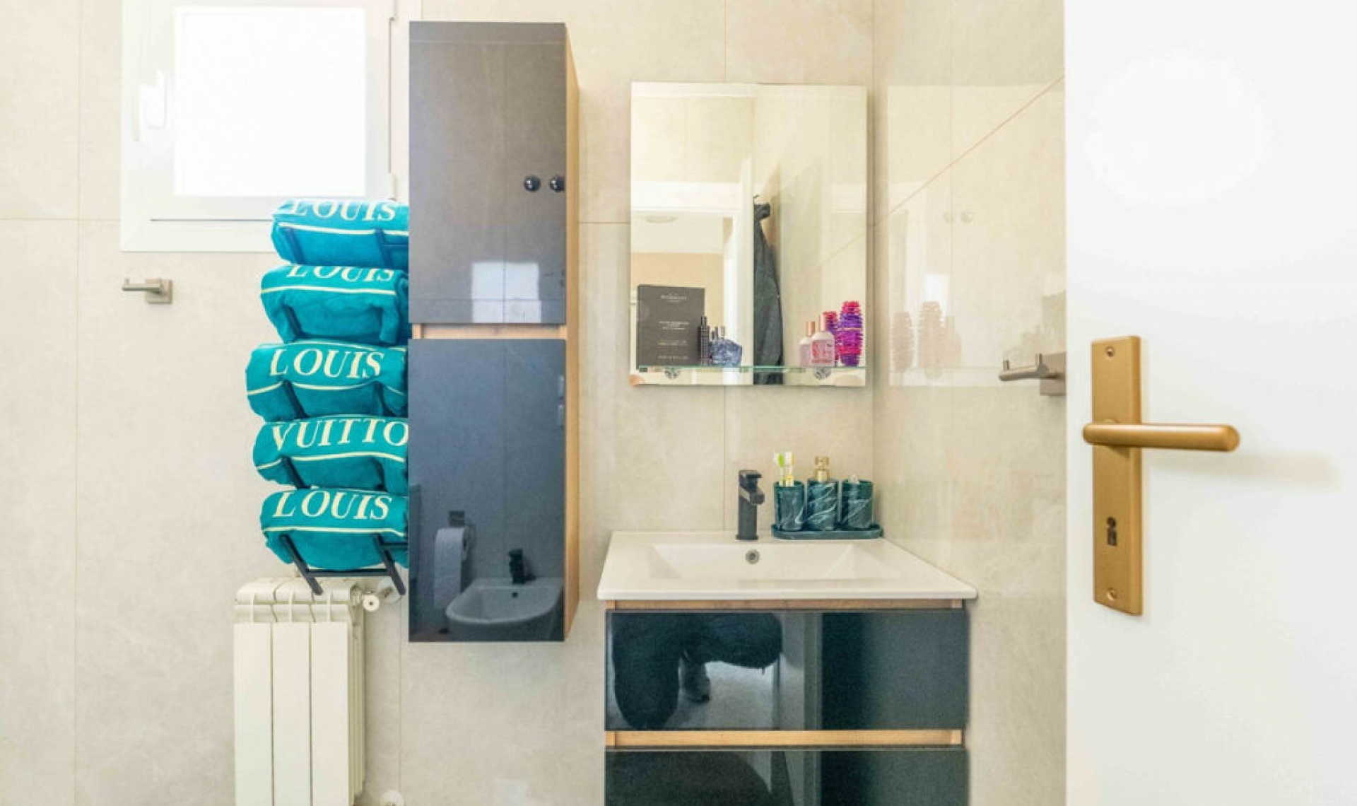Resale - House -
Punta Prima