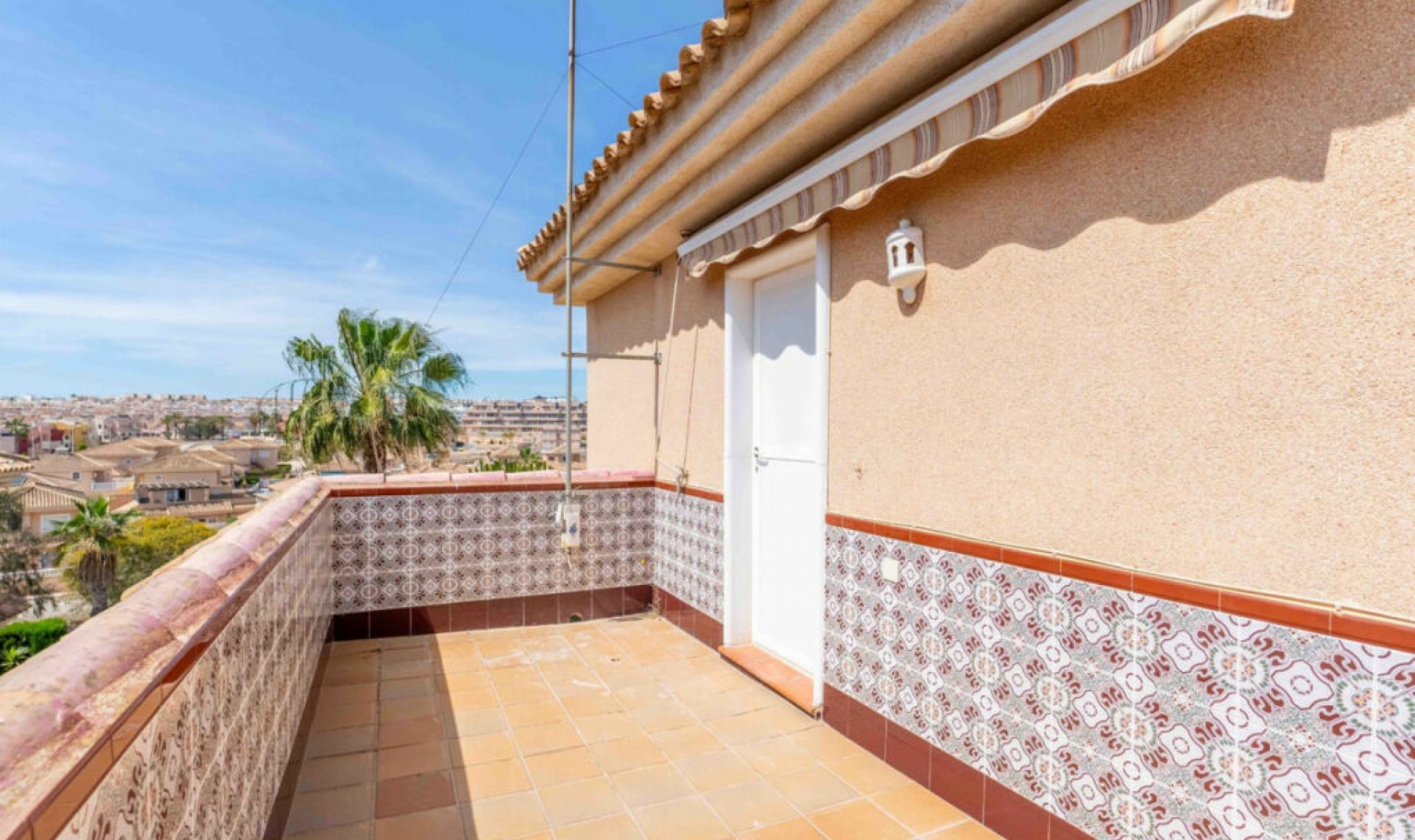 Resale - House -
Punta Prima