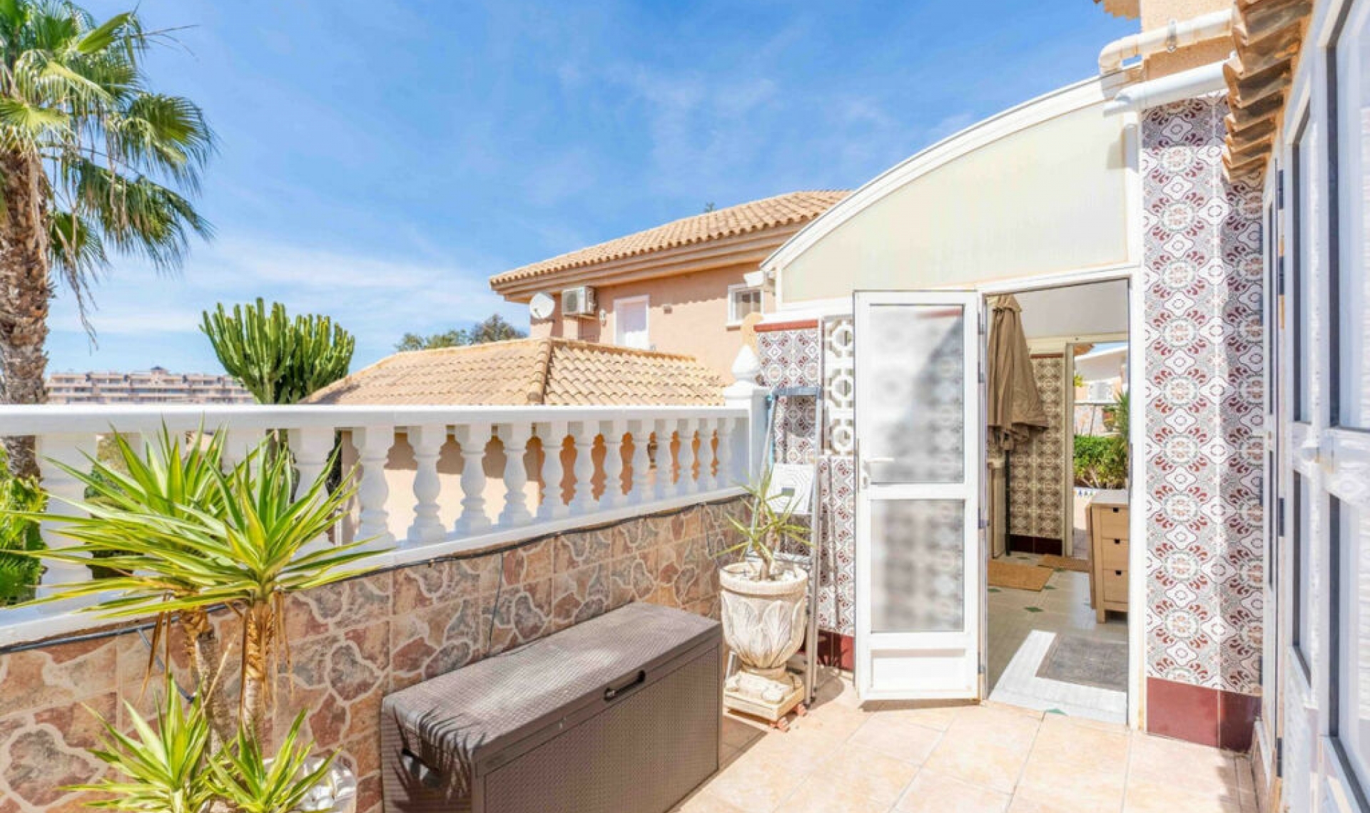 Resale - House -
Punta Prima