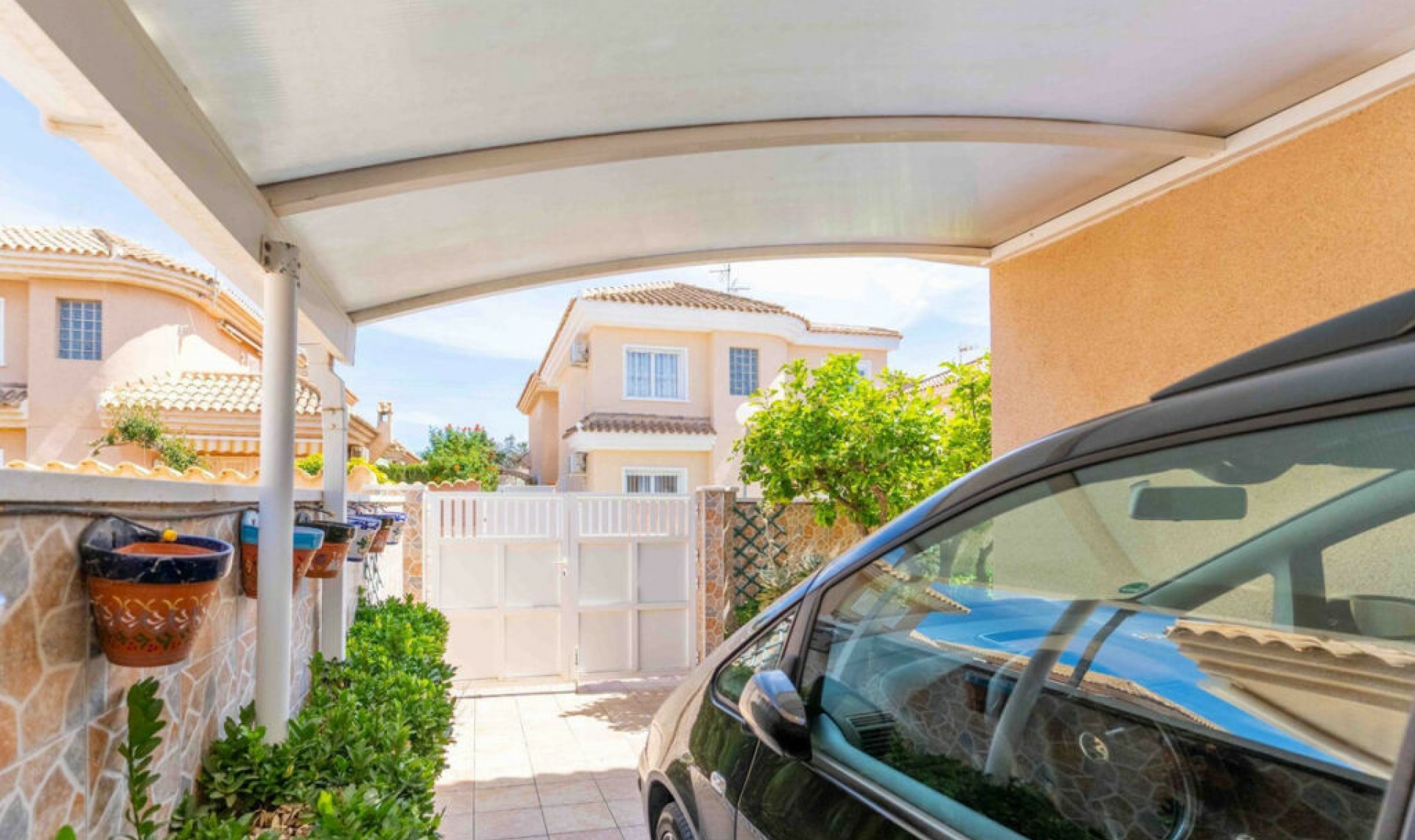 Resale - House -
Punta Prima