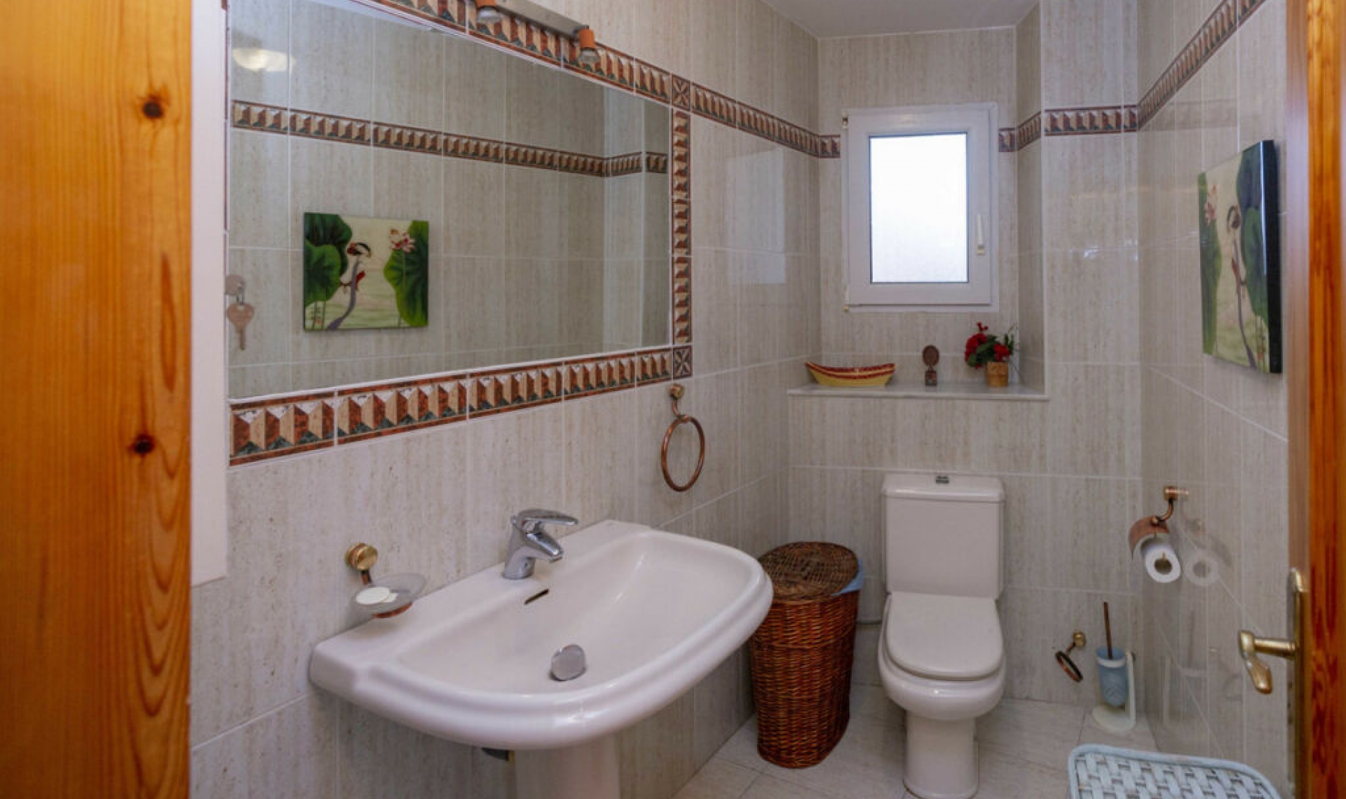 Resale - House -
Reserva de Marbella