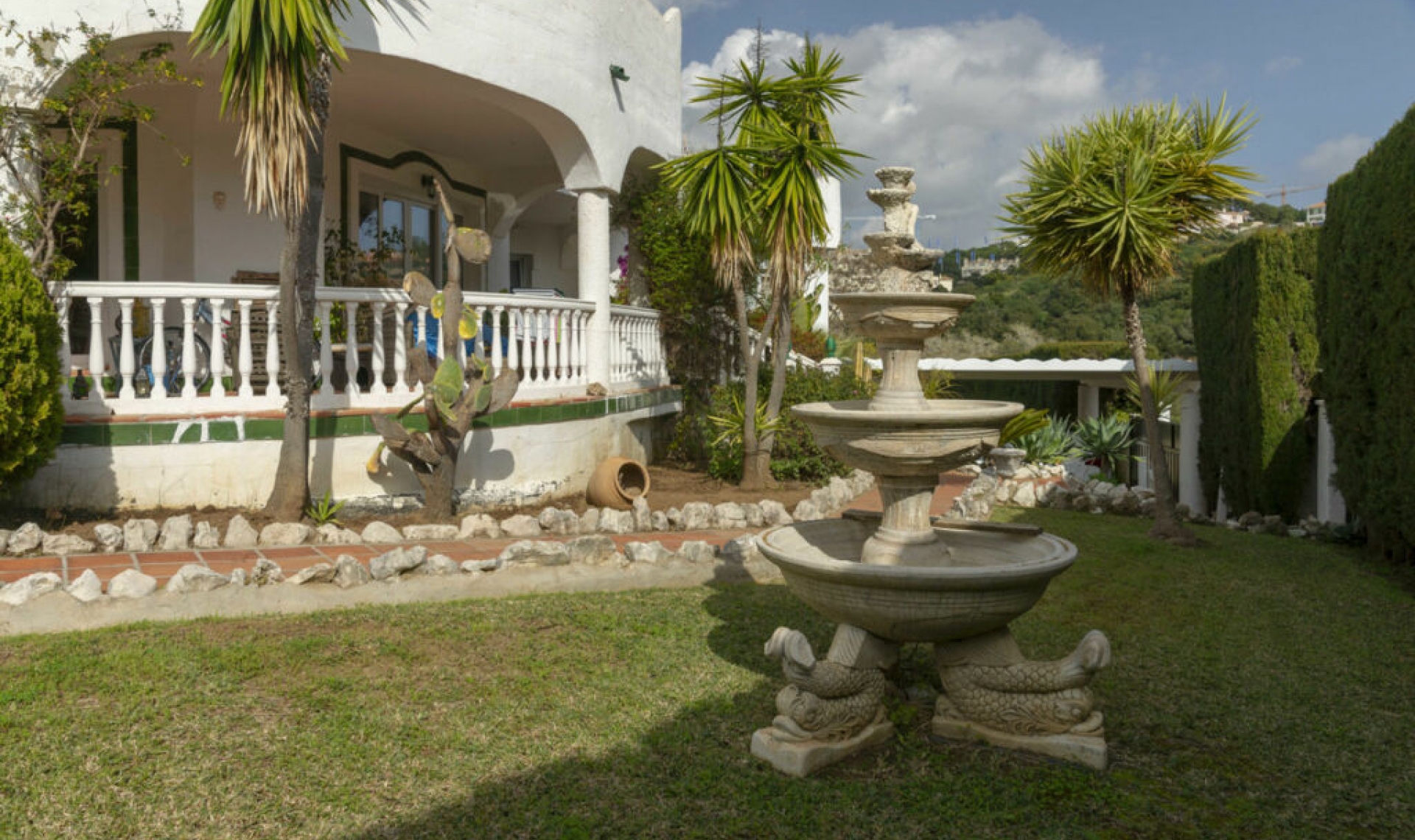 Resale - House -
Reserva de Marbella