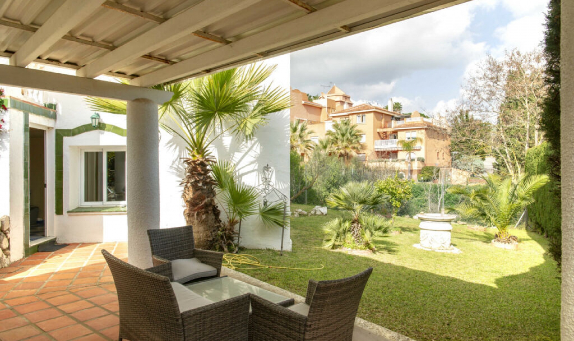 Resale - House -
Reserva de Marbella