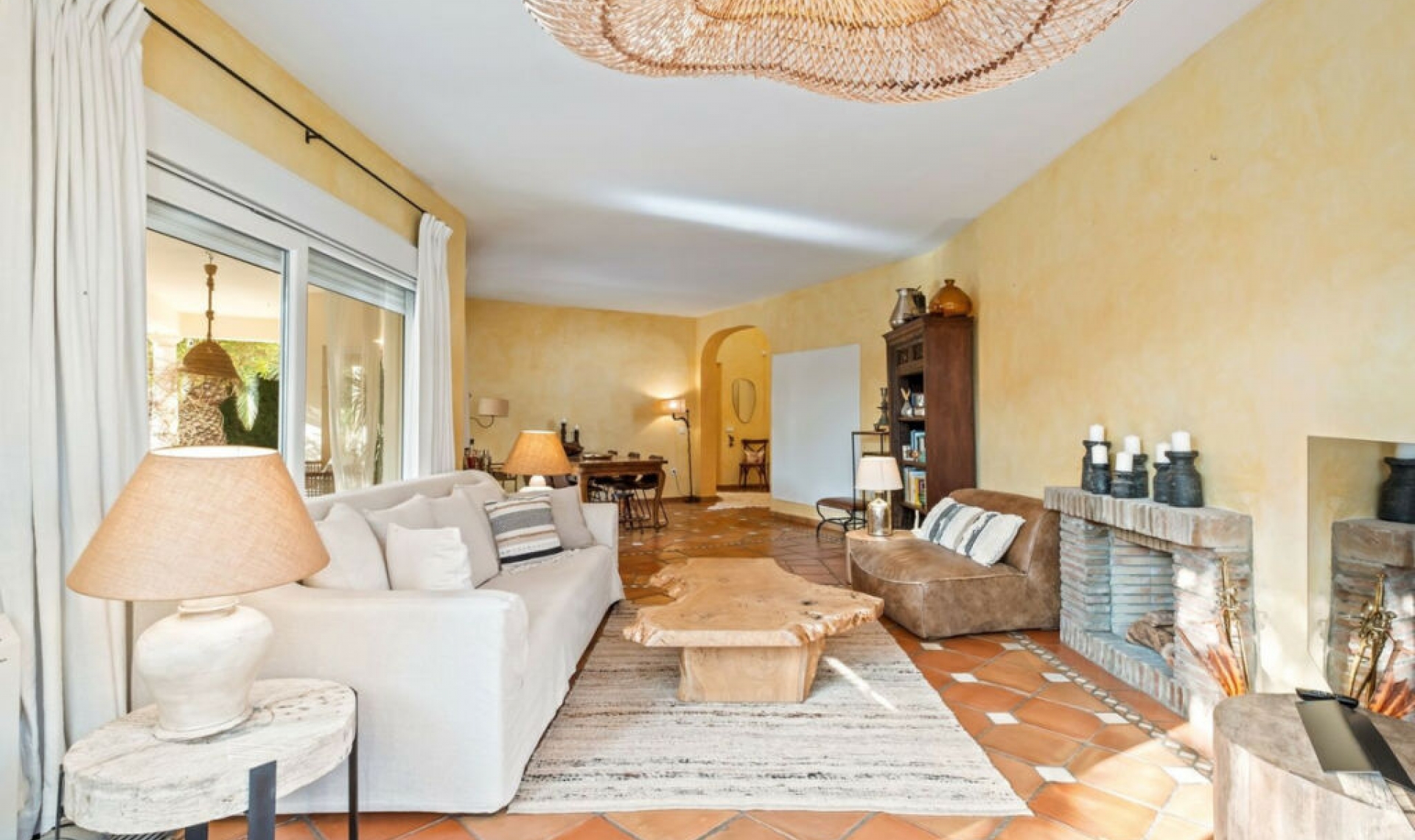 Resale - House -
Reserva de Marbella