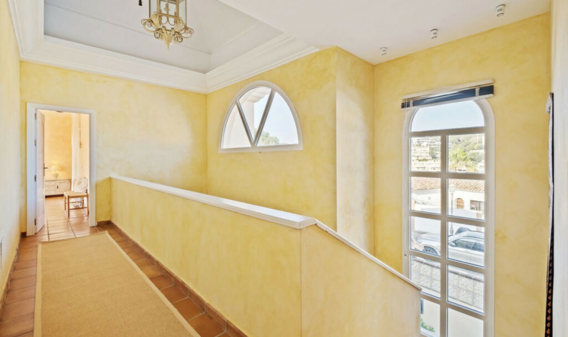 Resale - House -
Reserva de Marbella