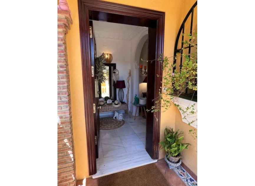 Resale - House -
Rincón de la Victoria