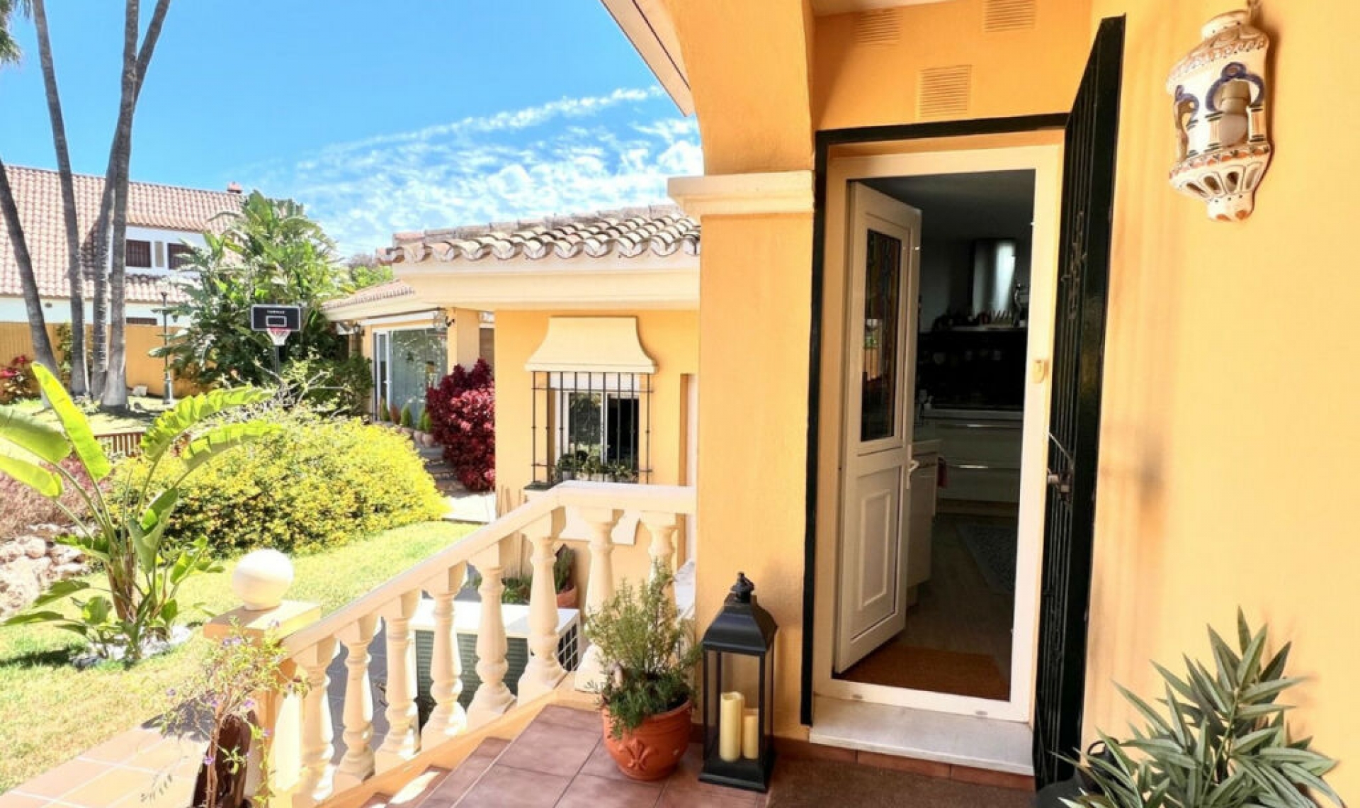 Resale - House -
Rincón de la Victoria