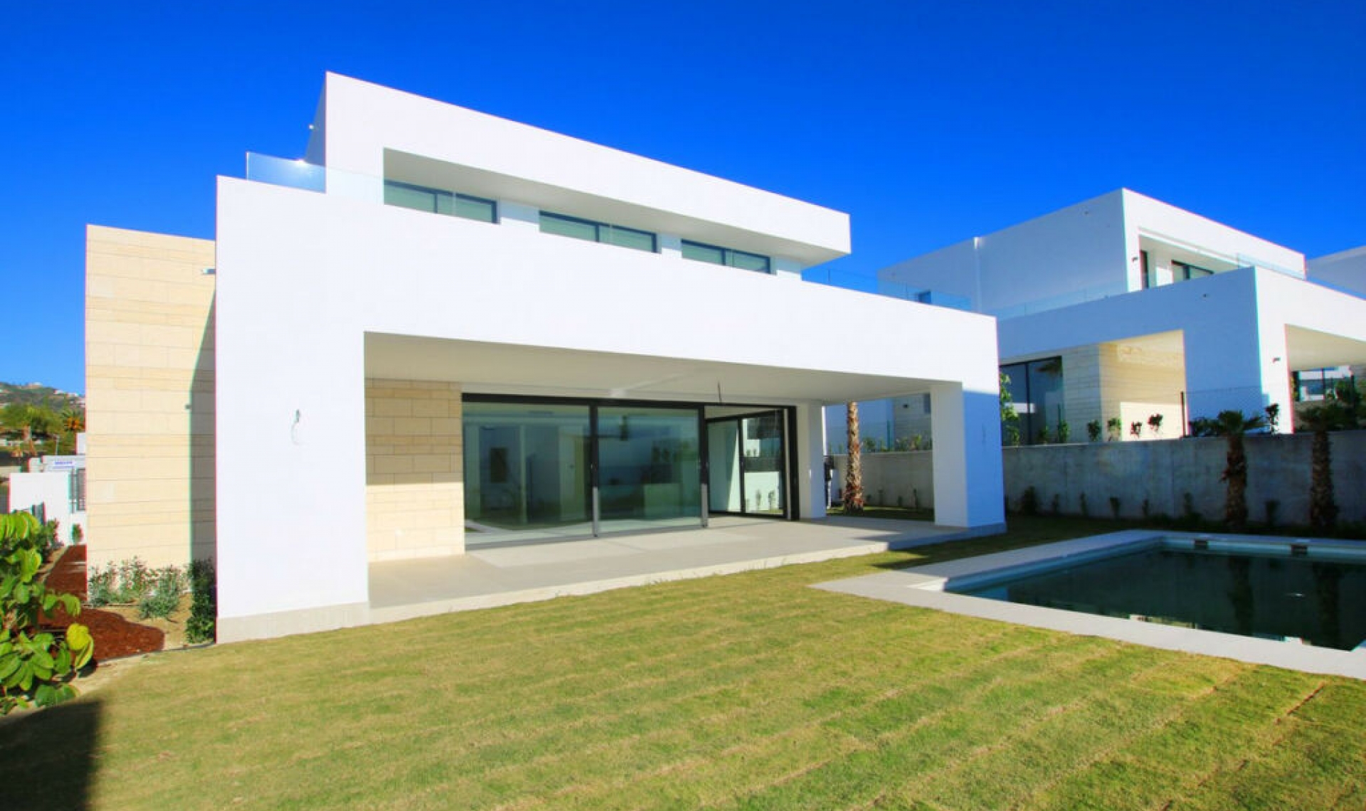 Resale - House -
Río Real