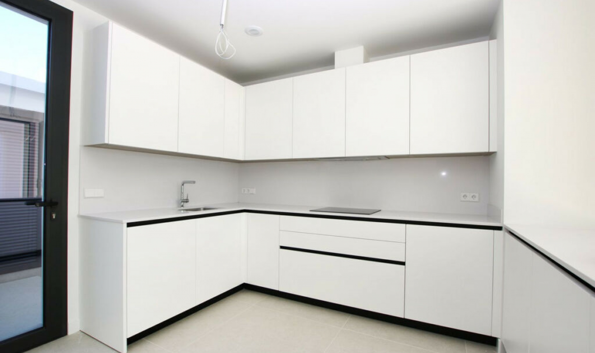 Resale - House -
Río Real