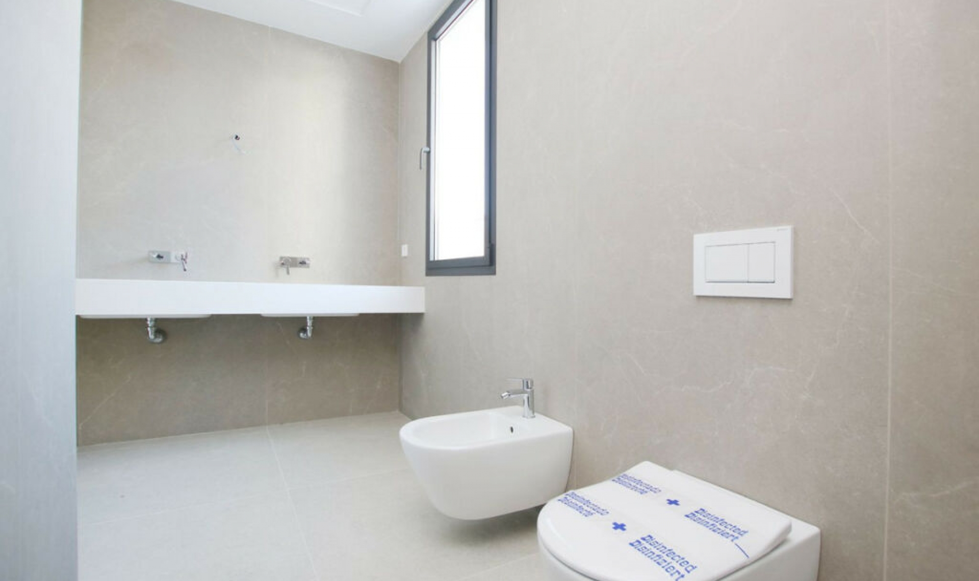 Resale - House -
Río Real