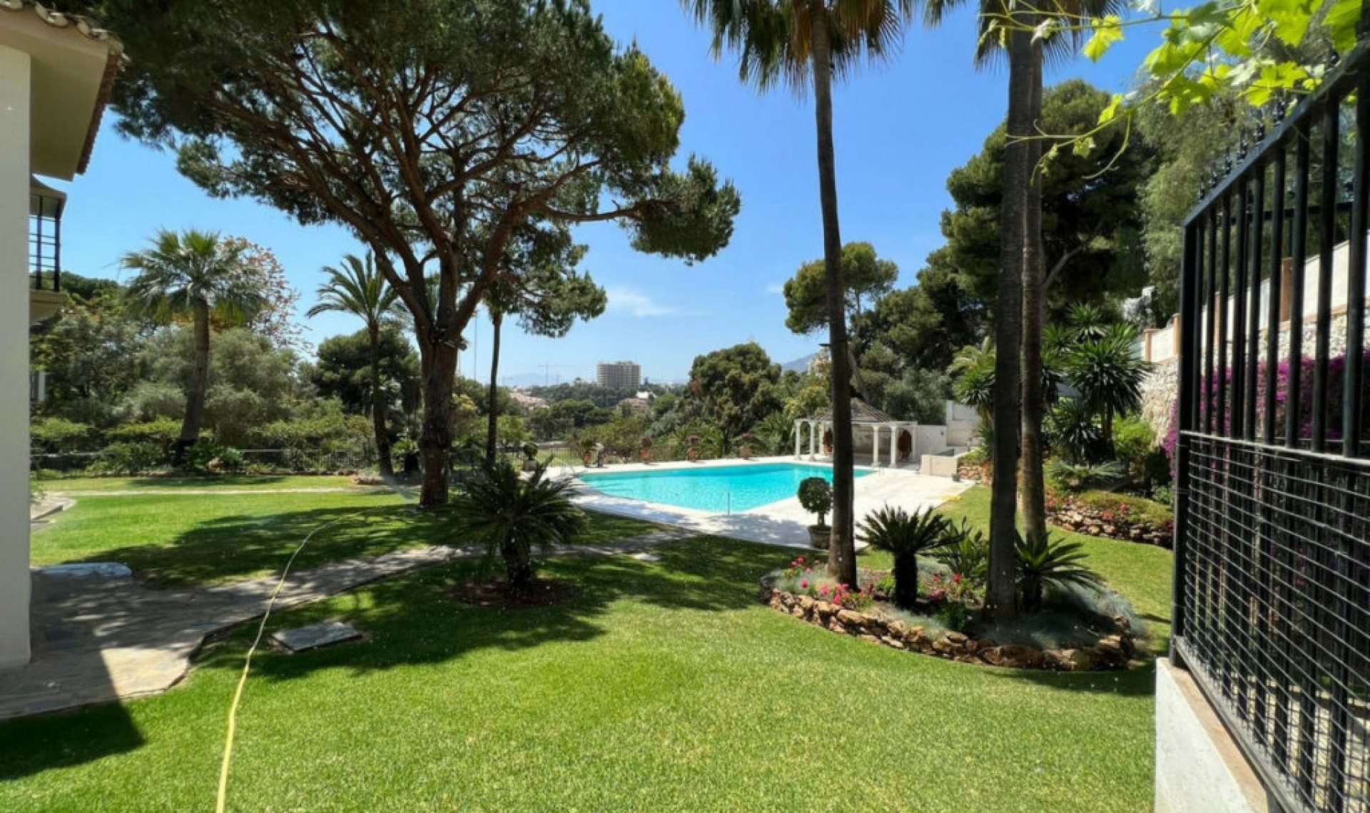 Resale - House -
Río Real