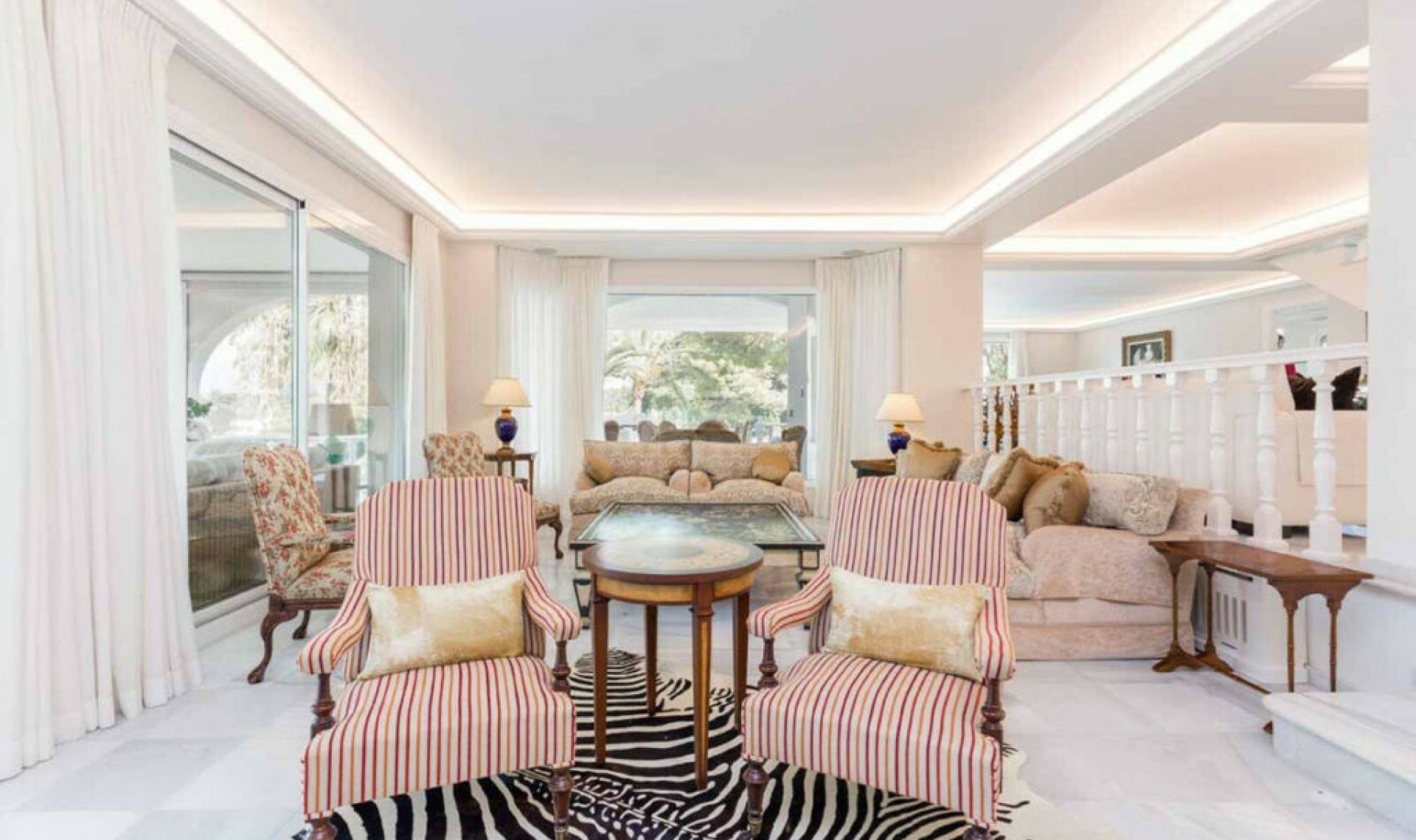 Resale - House -
Río Real