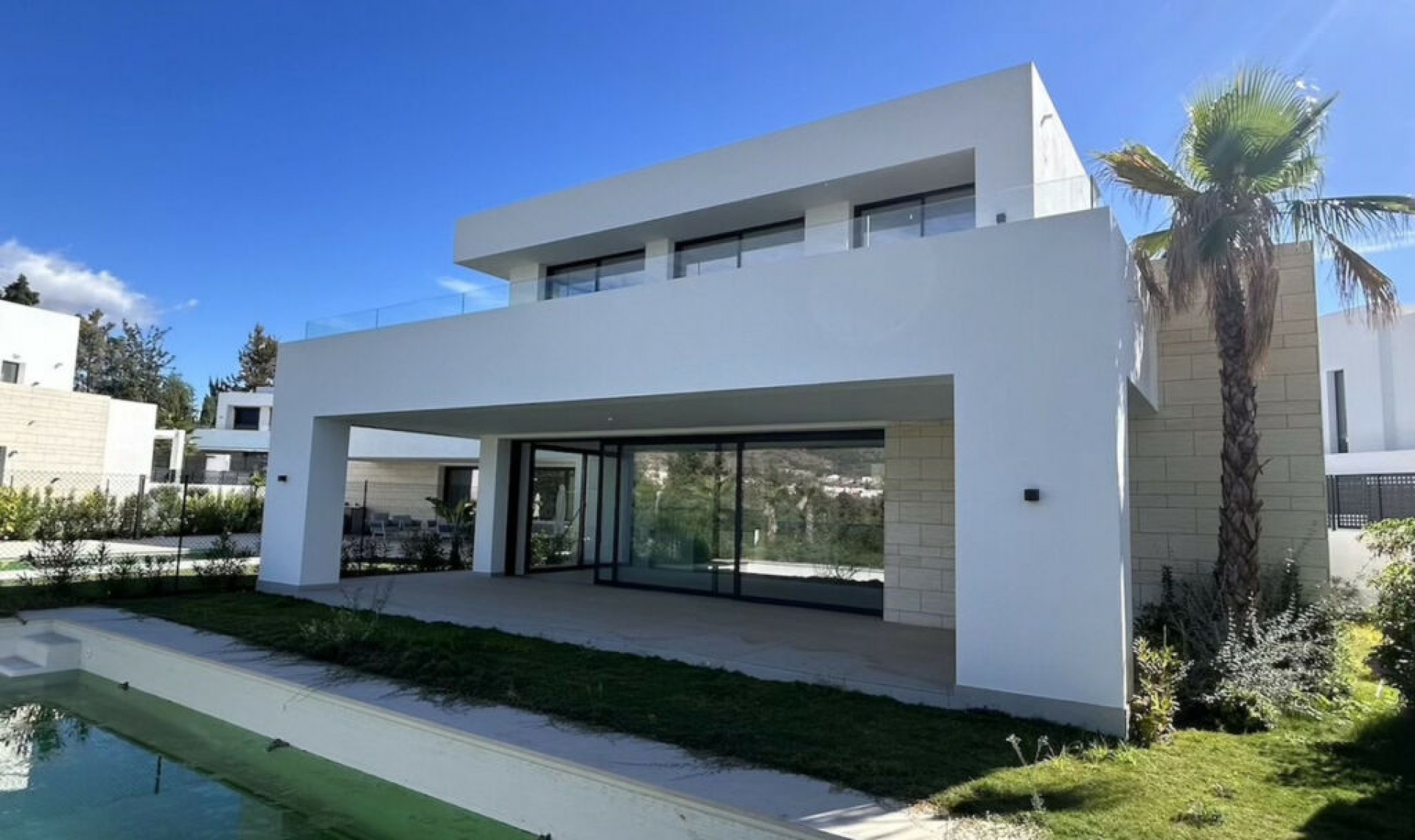 Resale - House -
Río Real