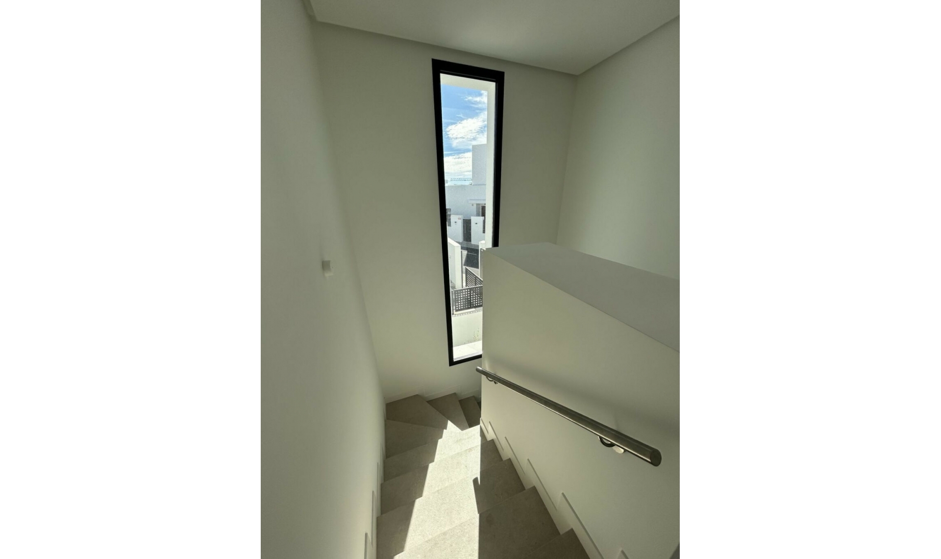 Resale - House -
Río Real