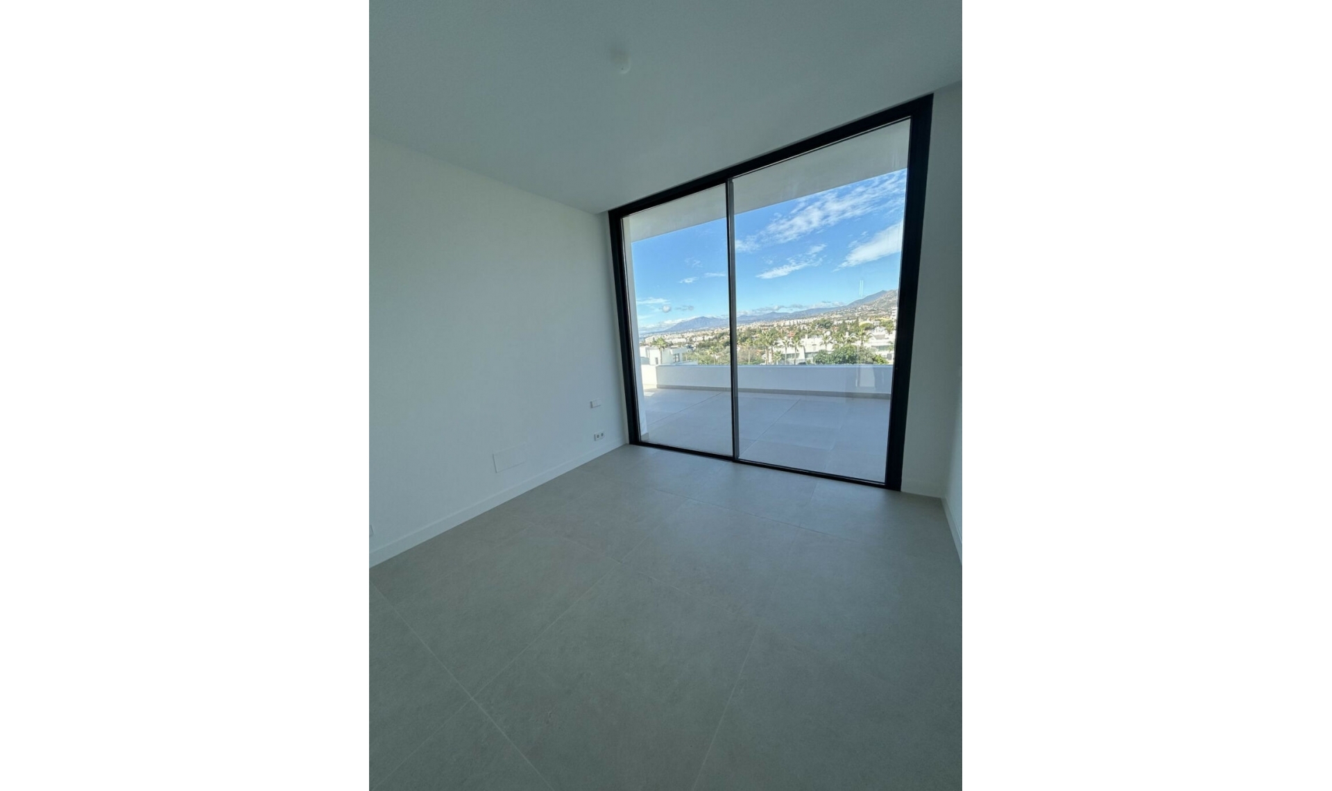 Resale - House -
Río Real