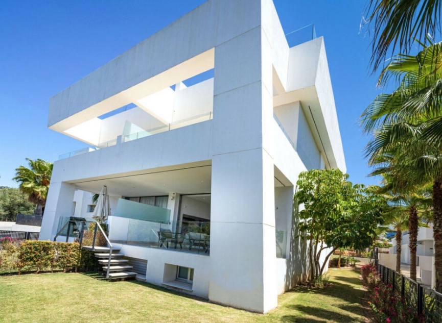 Resale - House -
Río Real