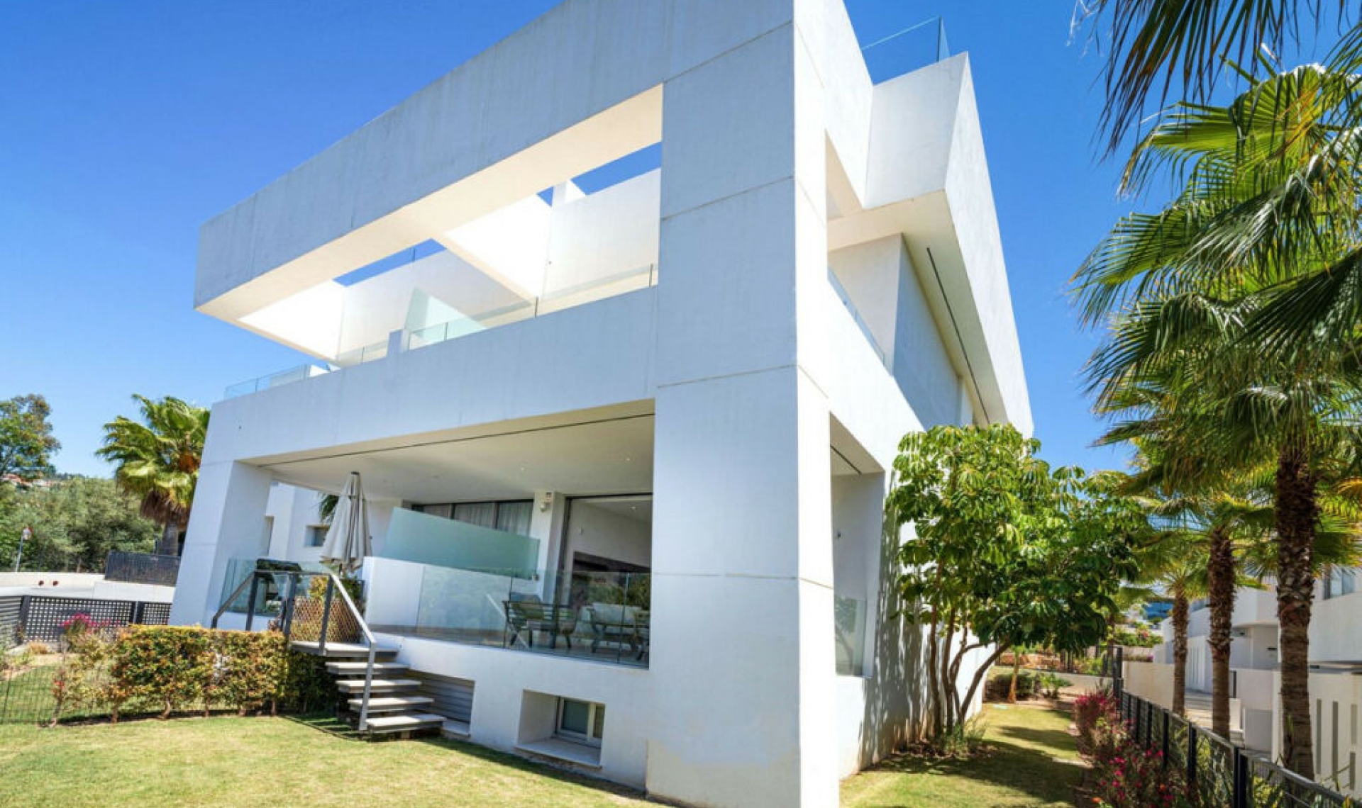 Resale - House -
Río Real