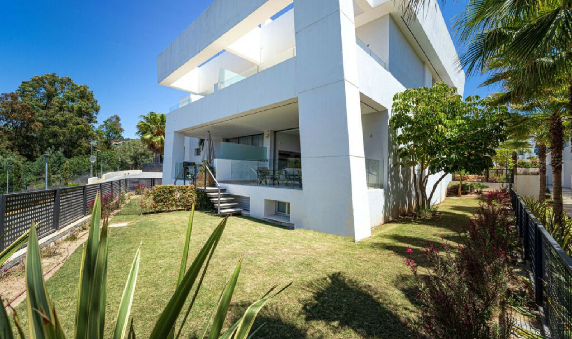 Resale - House -
Río Real