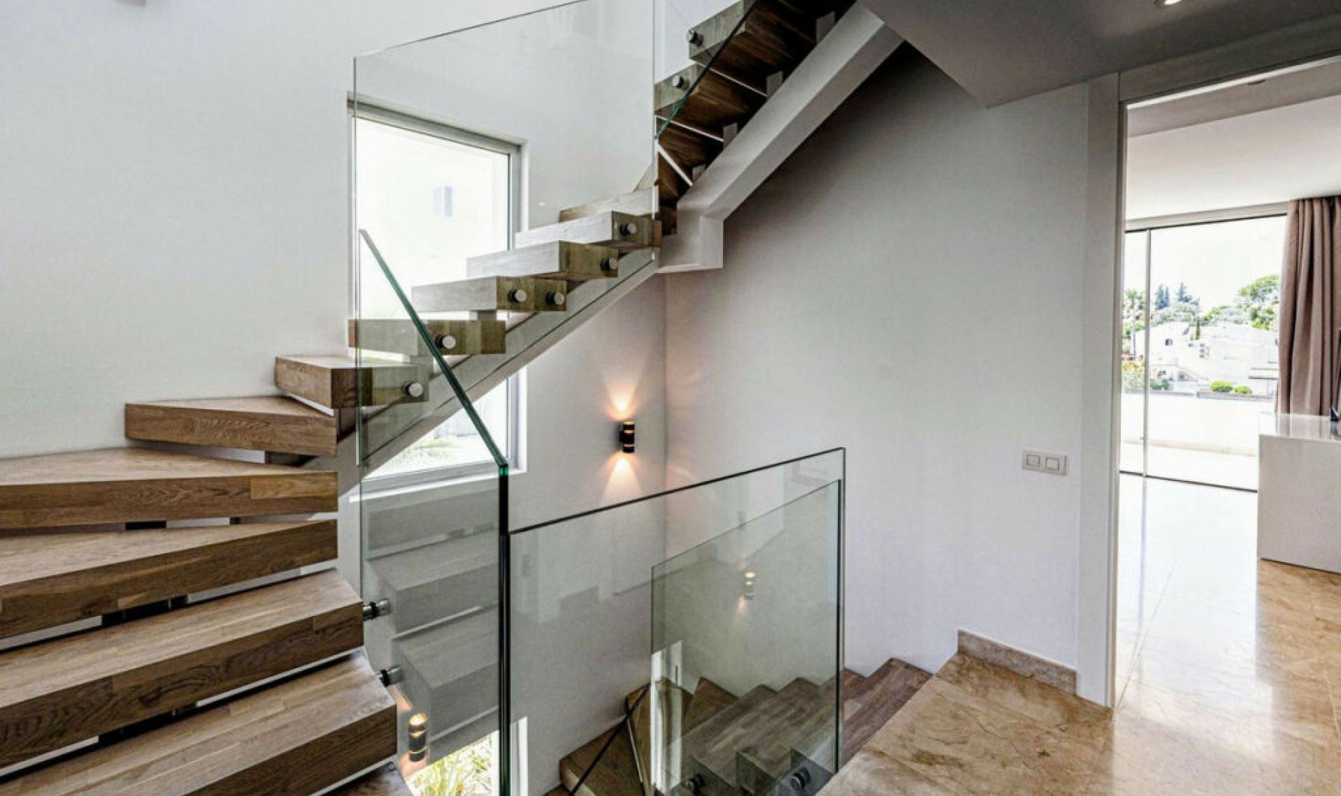 Resale - House -
Río Real