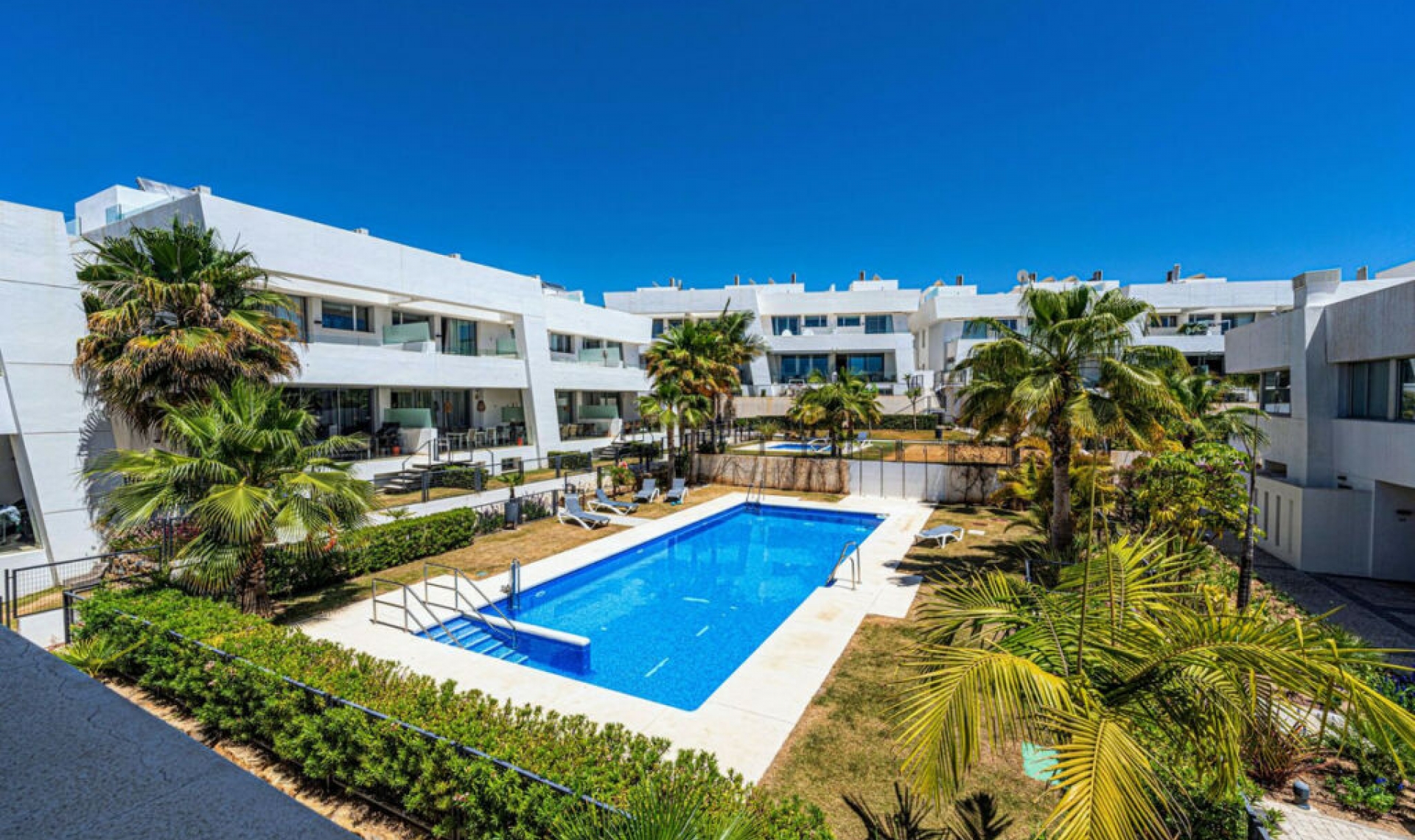 Resale - House -
Río Real