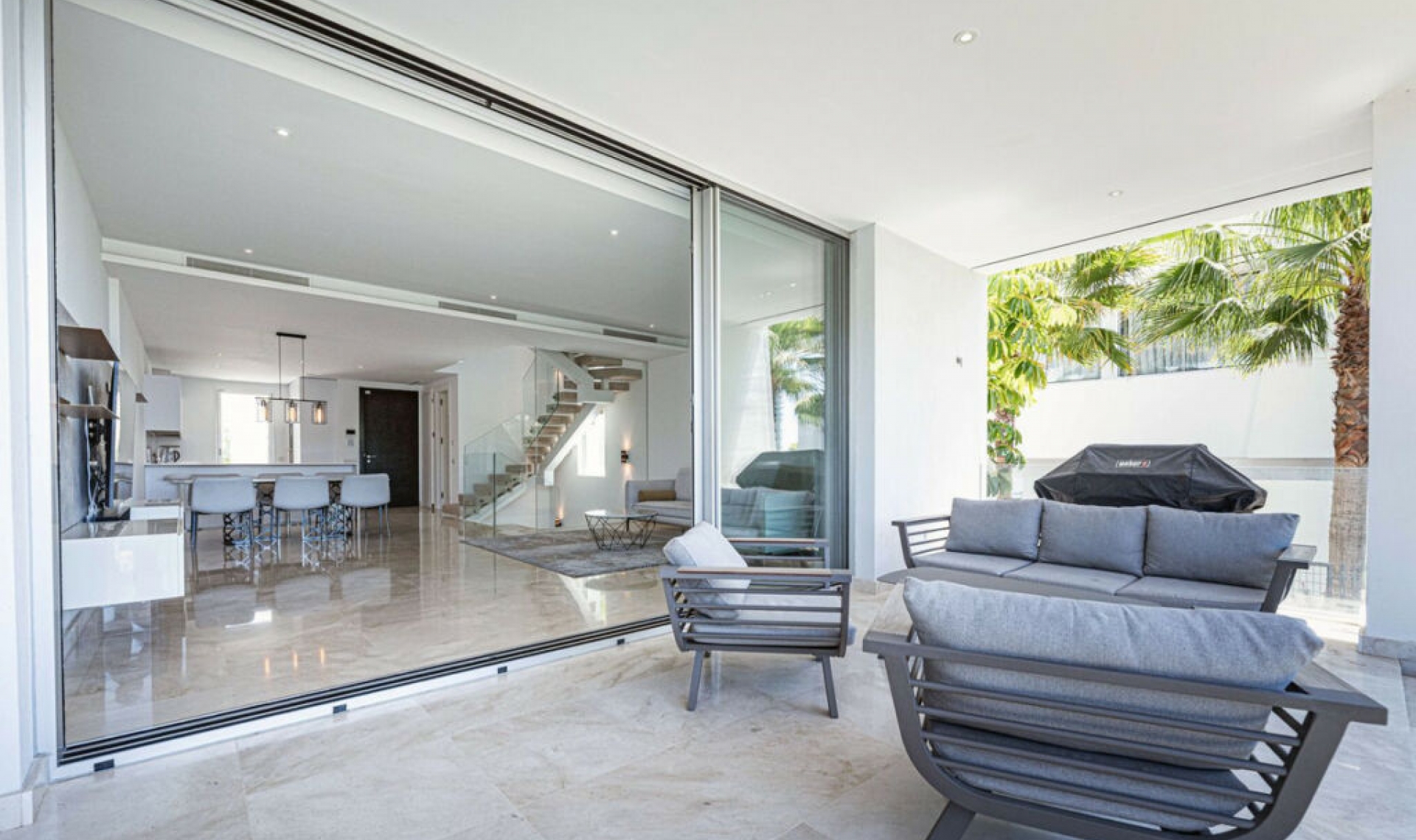 Resale - House -
Río Real