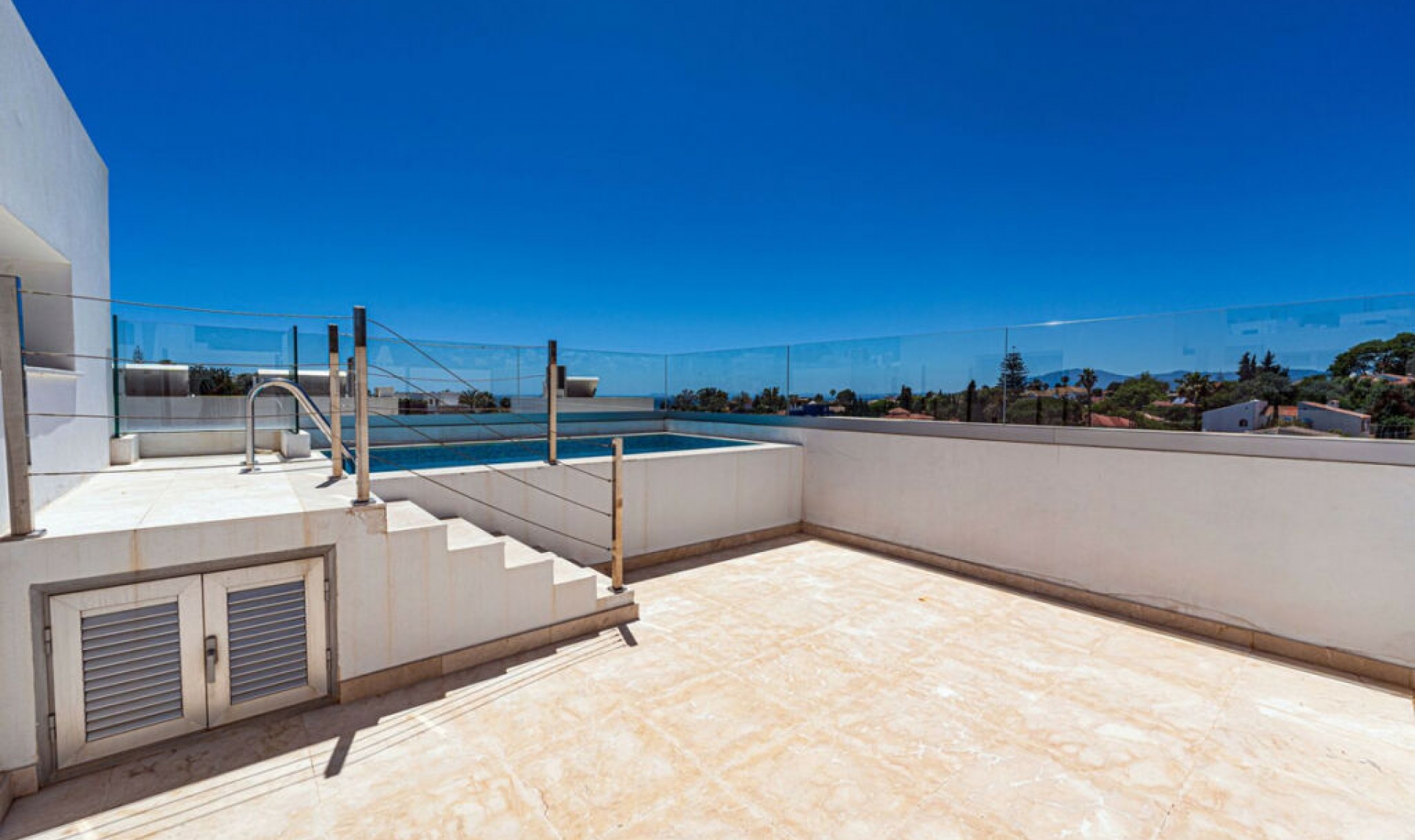 Resale - House -
Río Real