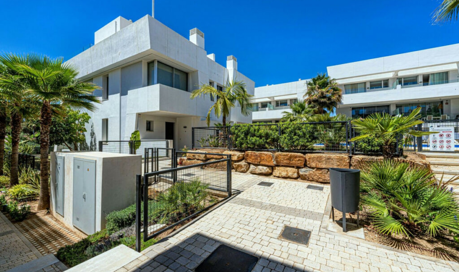 Resale - House -
Río Real