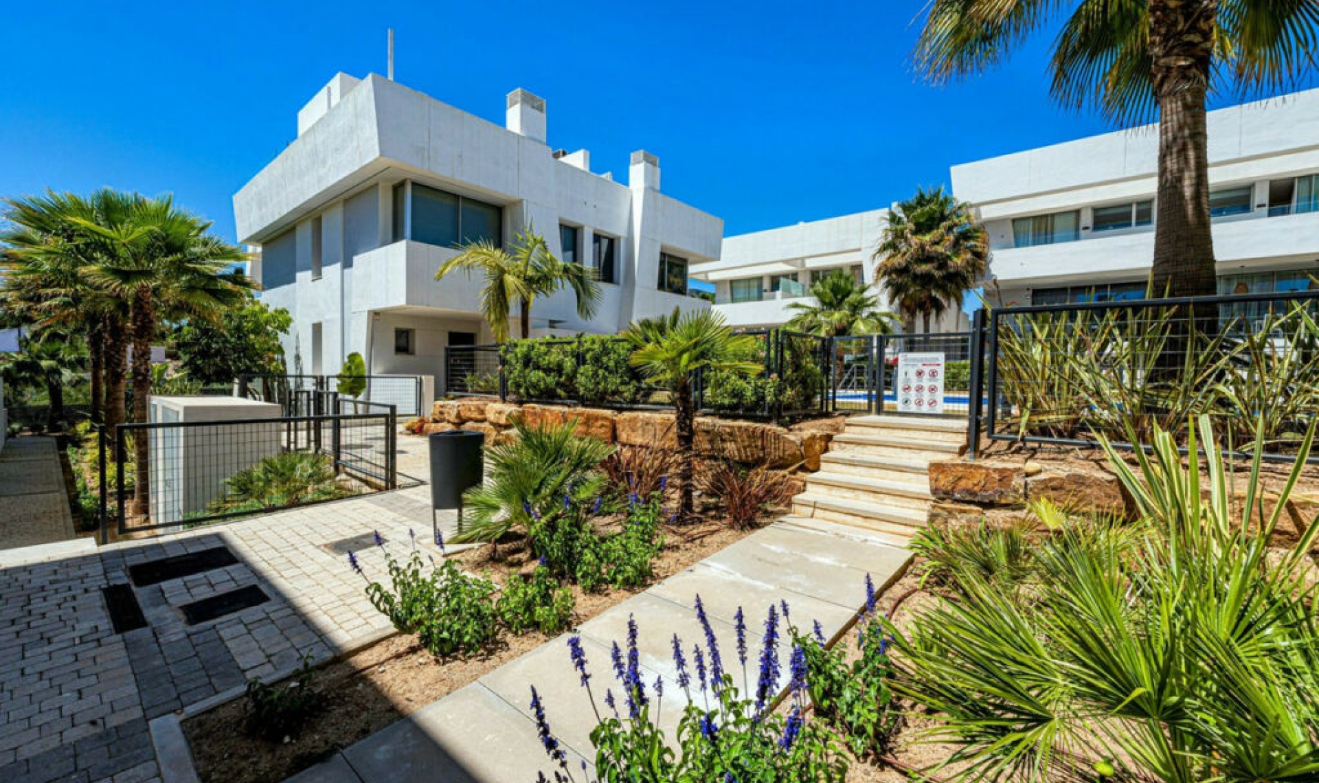 Resale - House -
Río Real