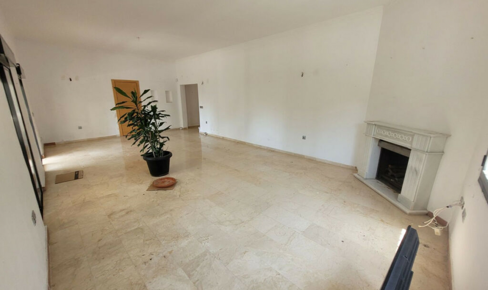 Resale - House -
Río Real