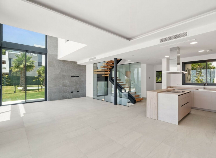 Resale - House -
Río Real