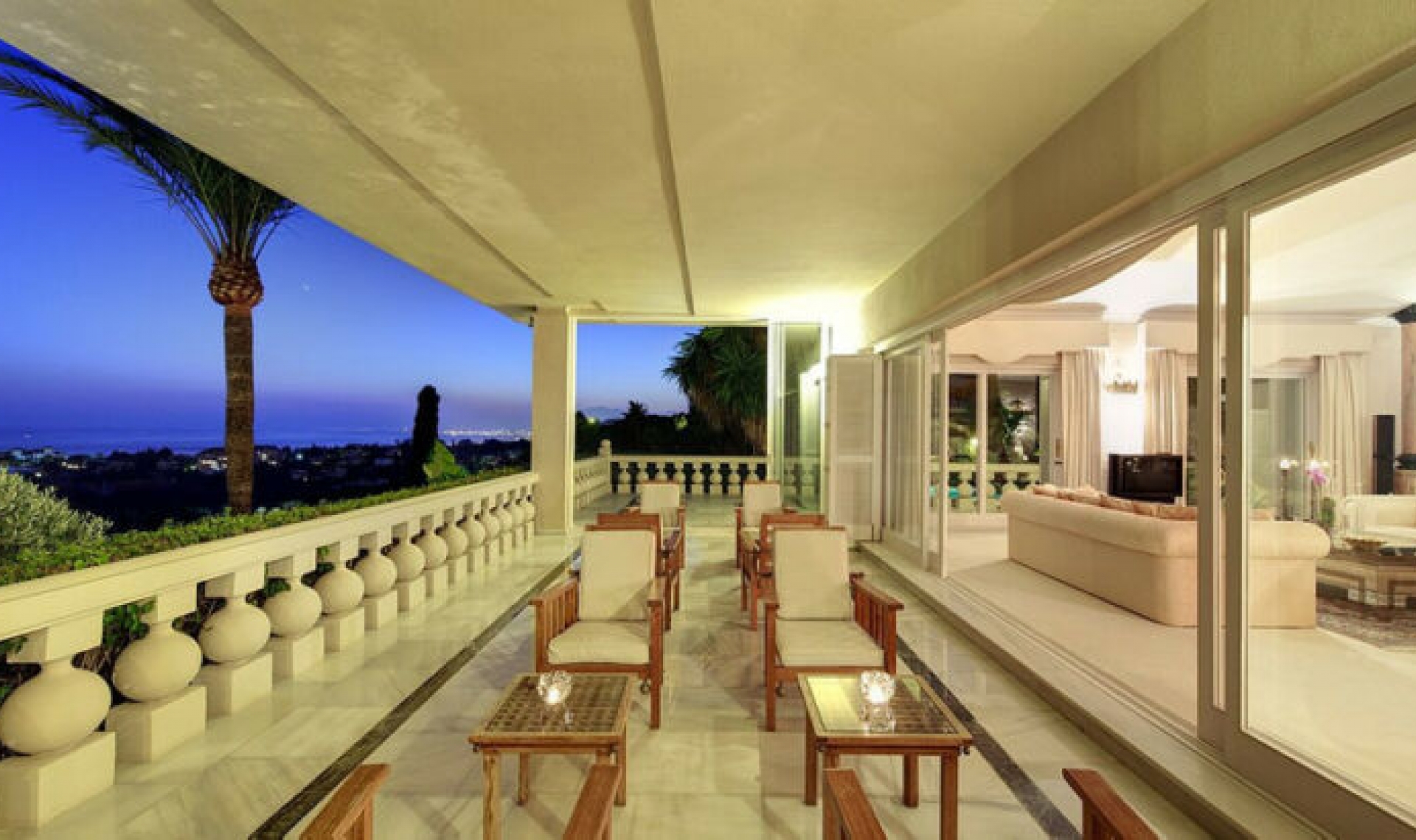 Resale - House -
Río Real