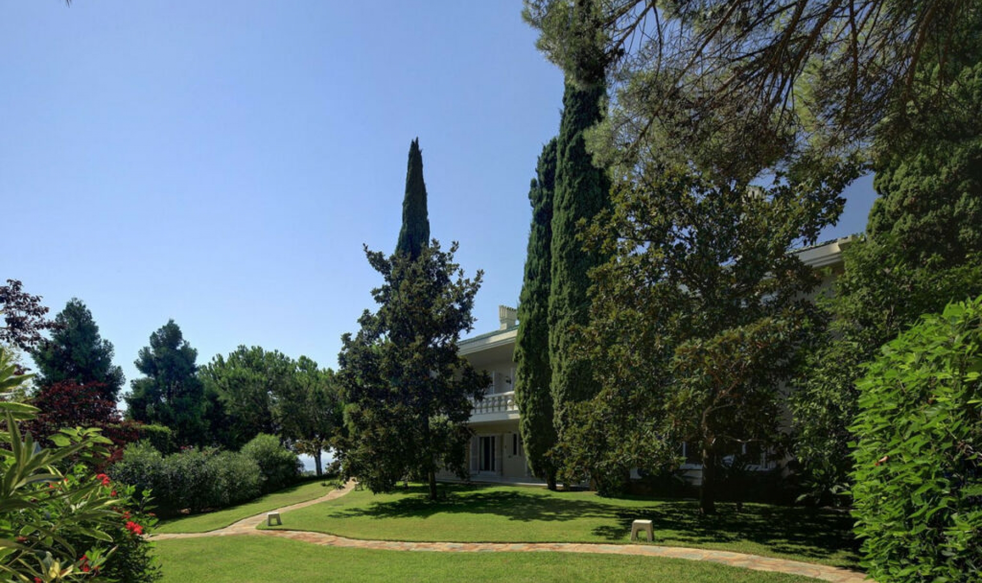 Resale - House -
Río Real