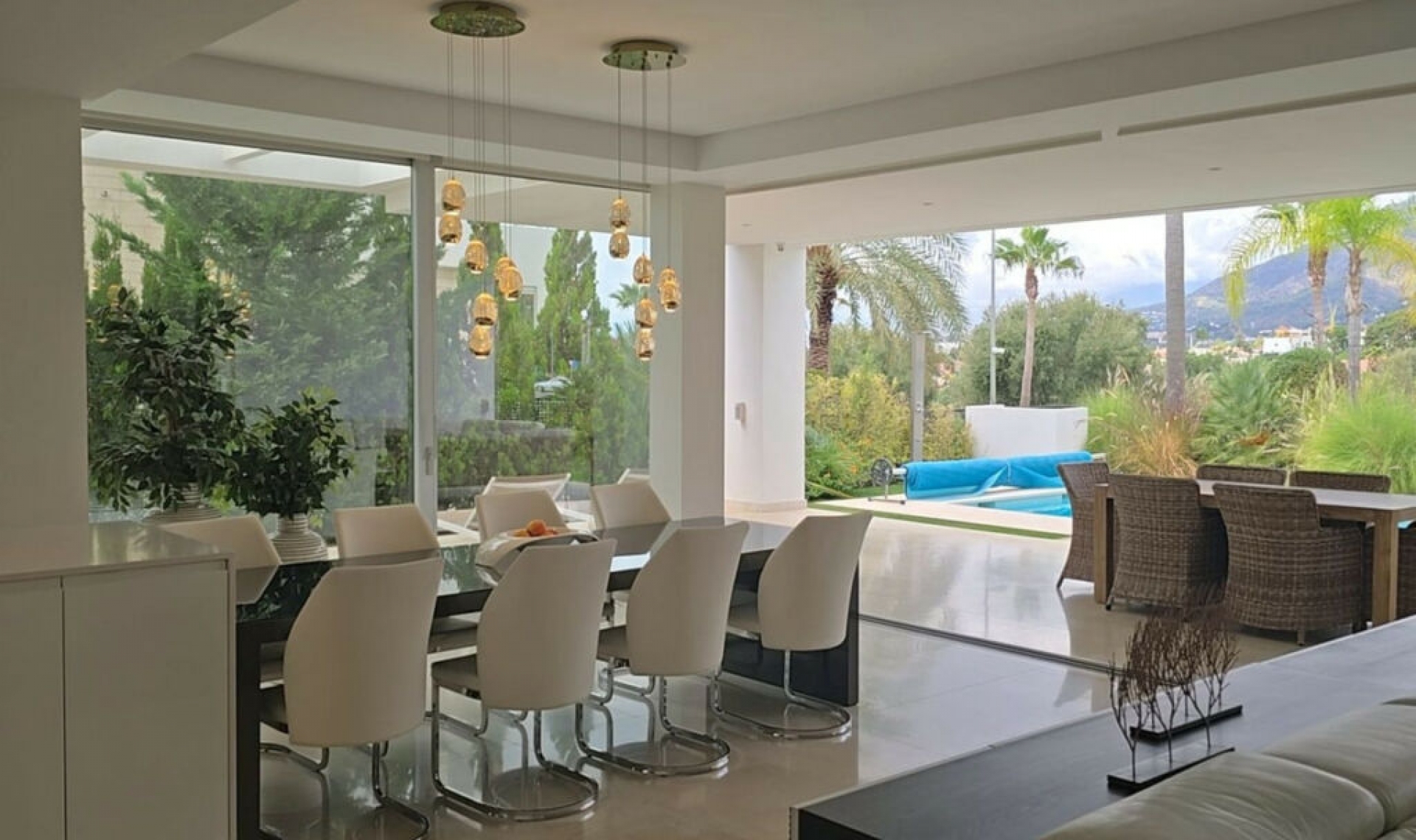 Resale - House -
Río Real