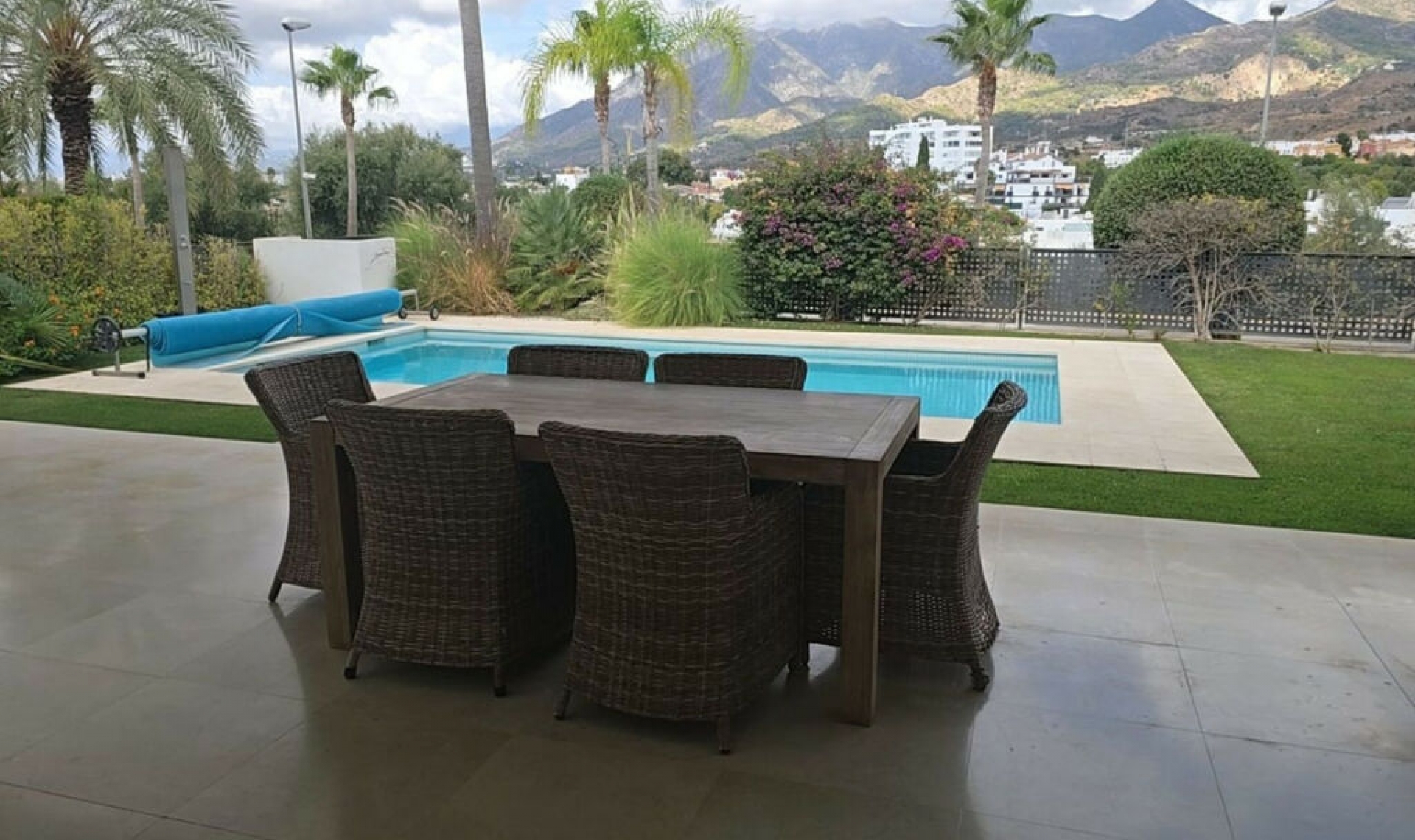 Resale - House -
Río Real