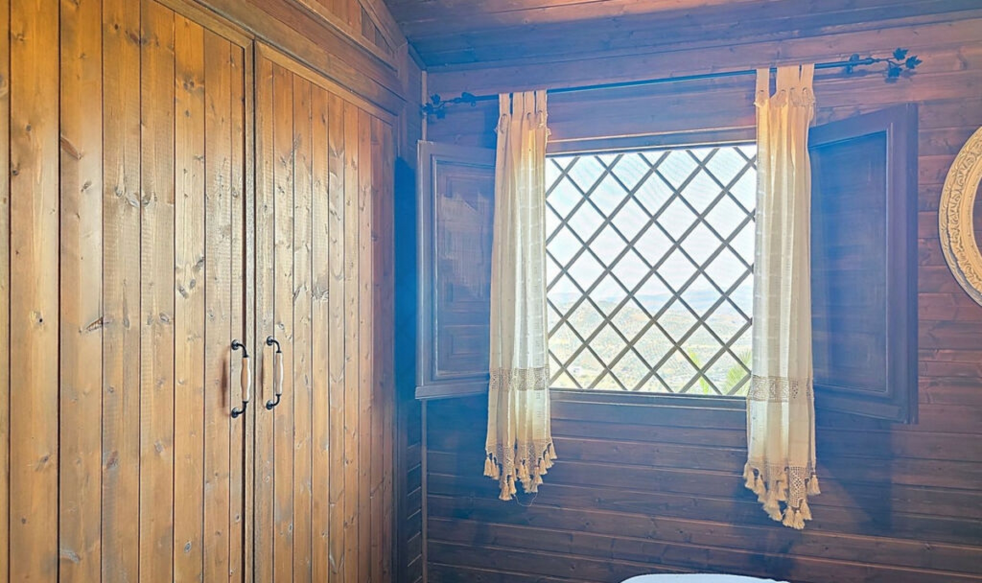 Resale - House -
Riogordo