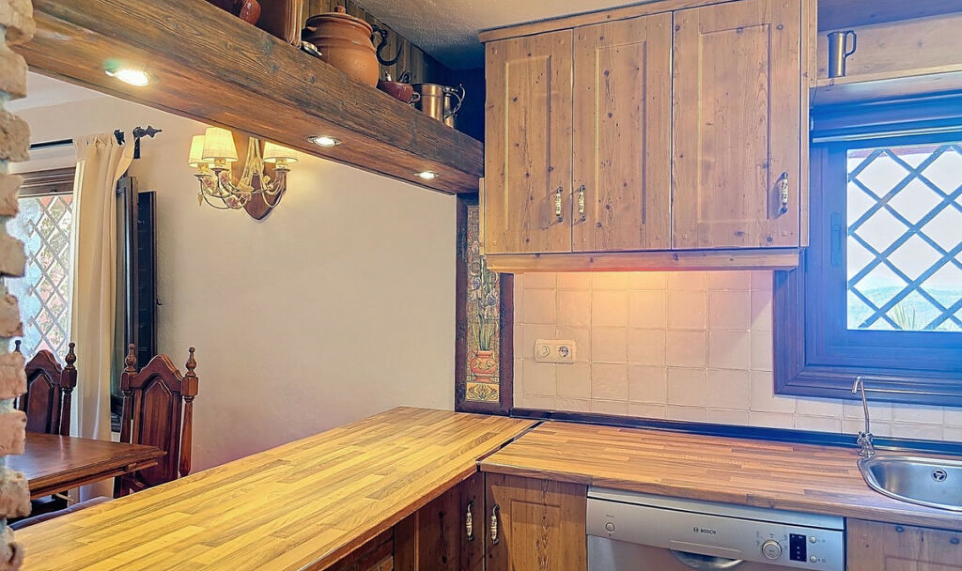 Resale - House -
Riogordo