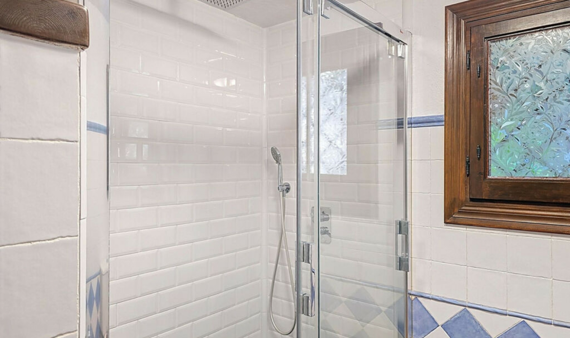 Resale - House -
Riogordo