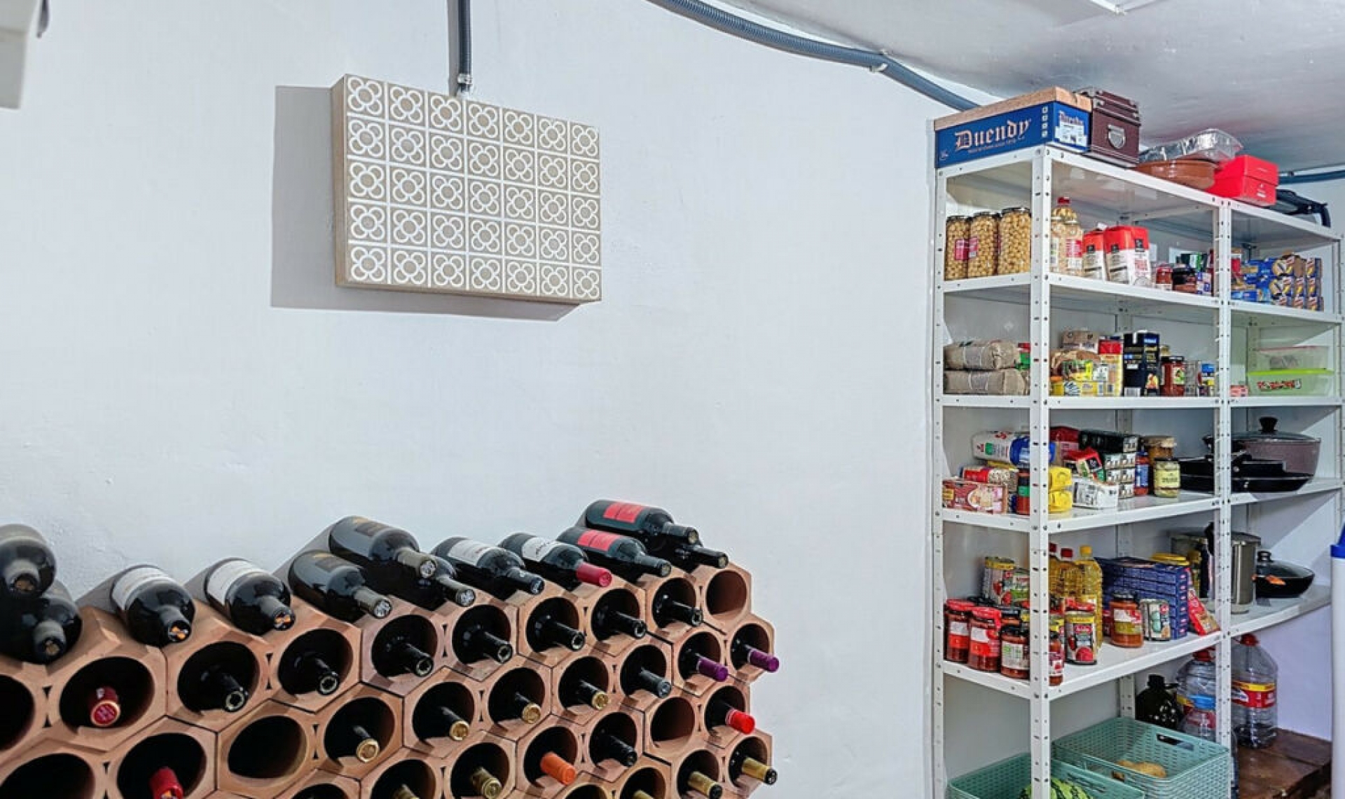 Resale - House -
Riogordo