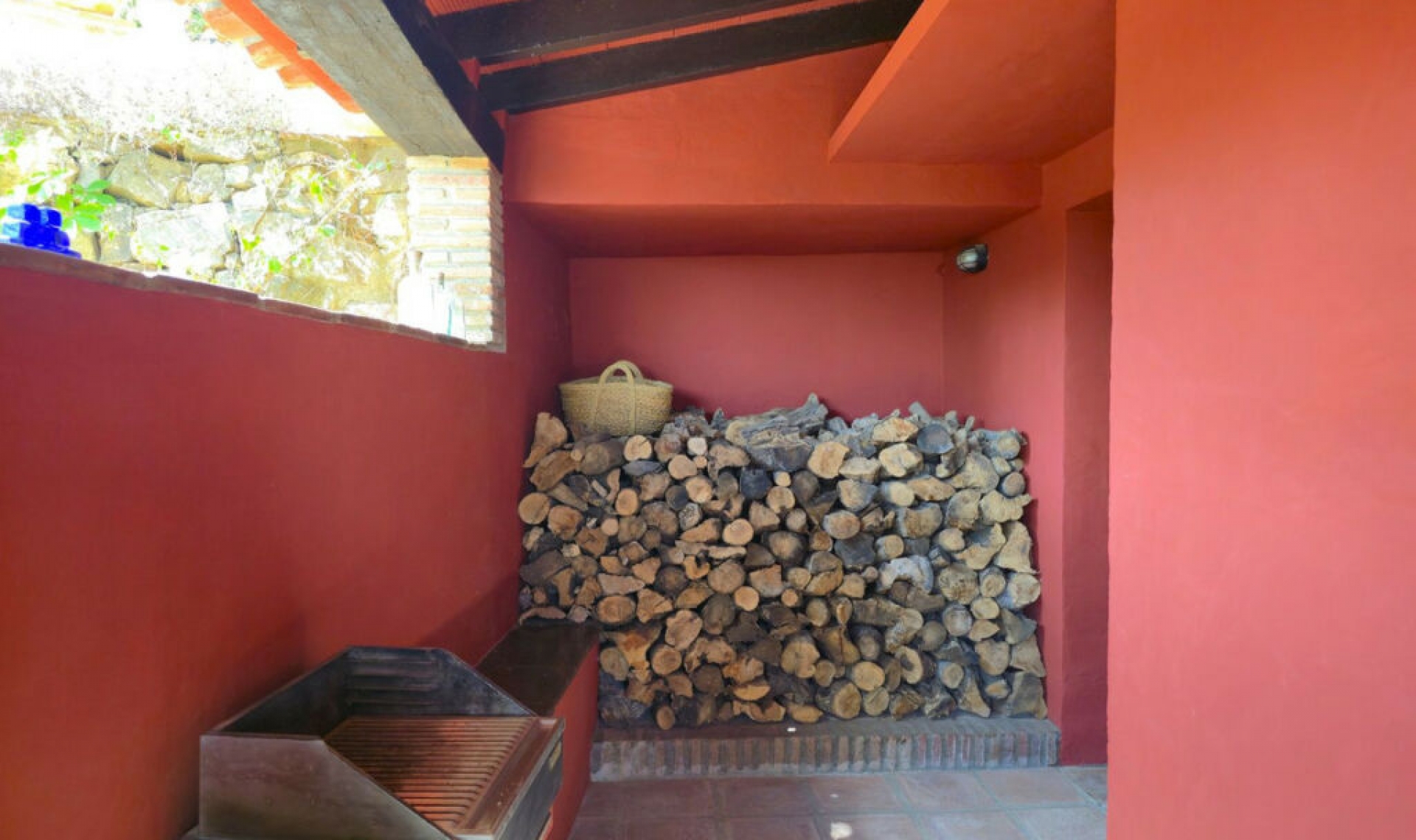 Resale - House -
Riogordo