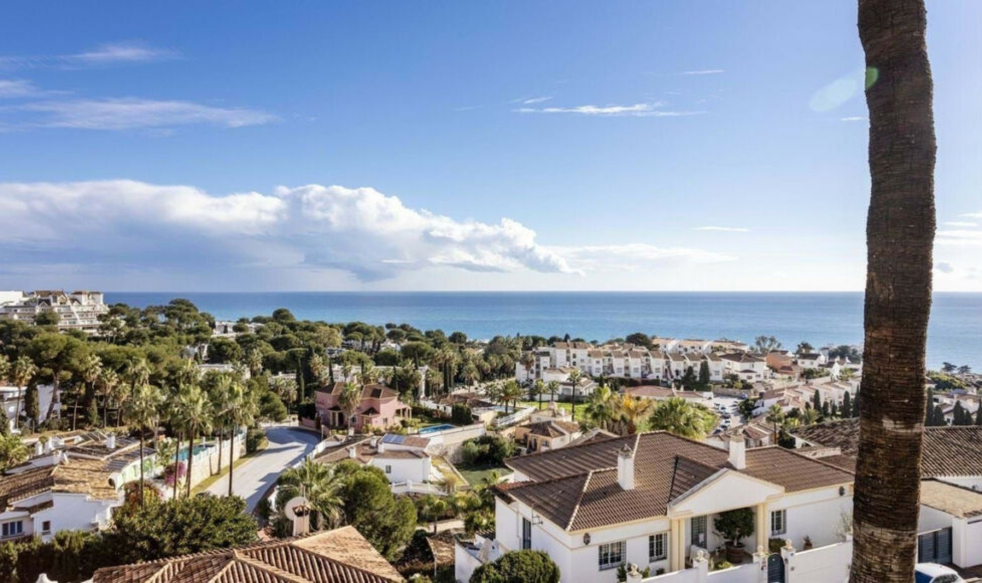 Resale - House -
Riviera del Sol