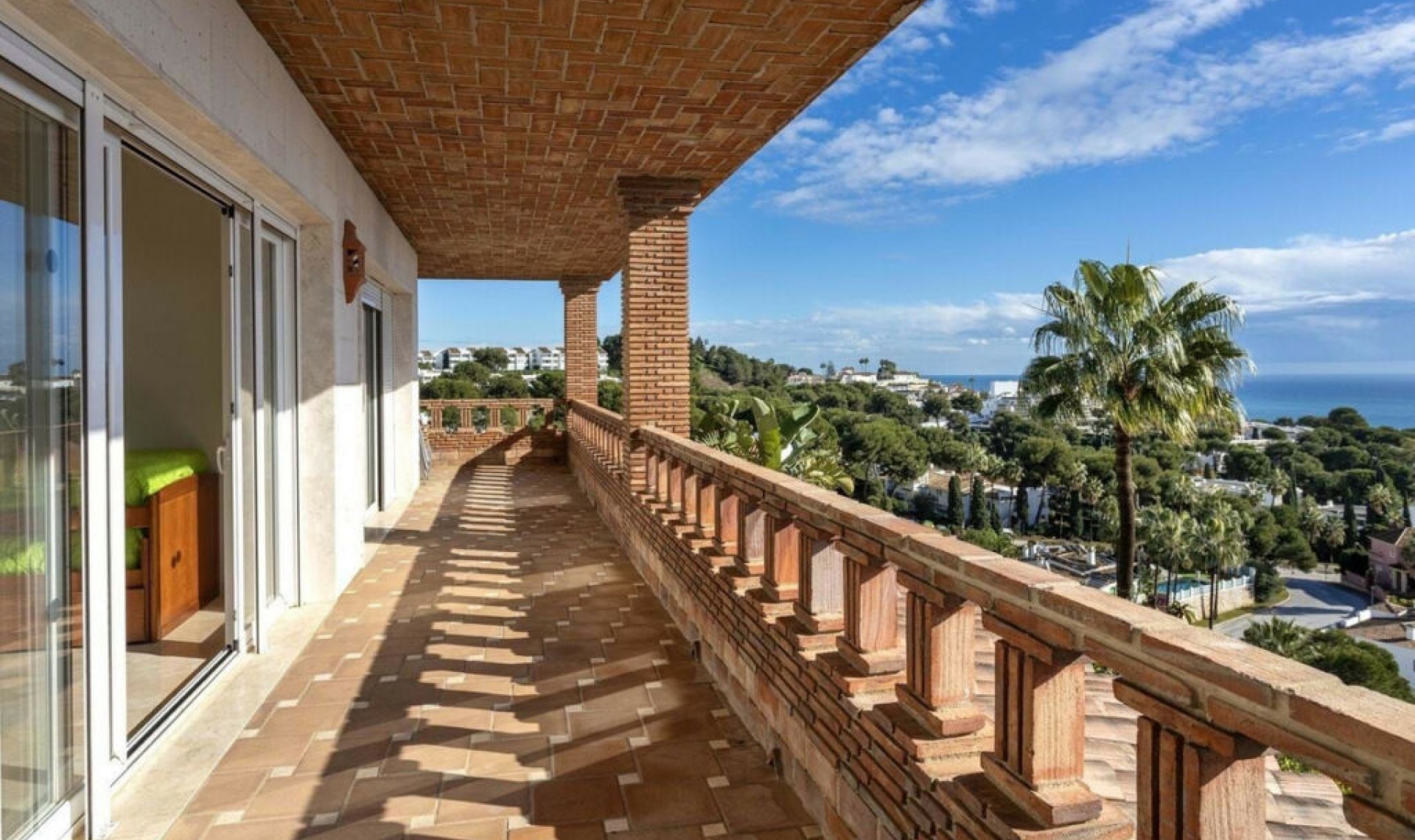 Resale - House -
Riviera del Sol