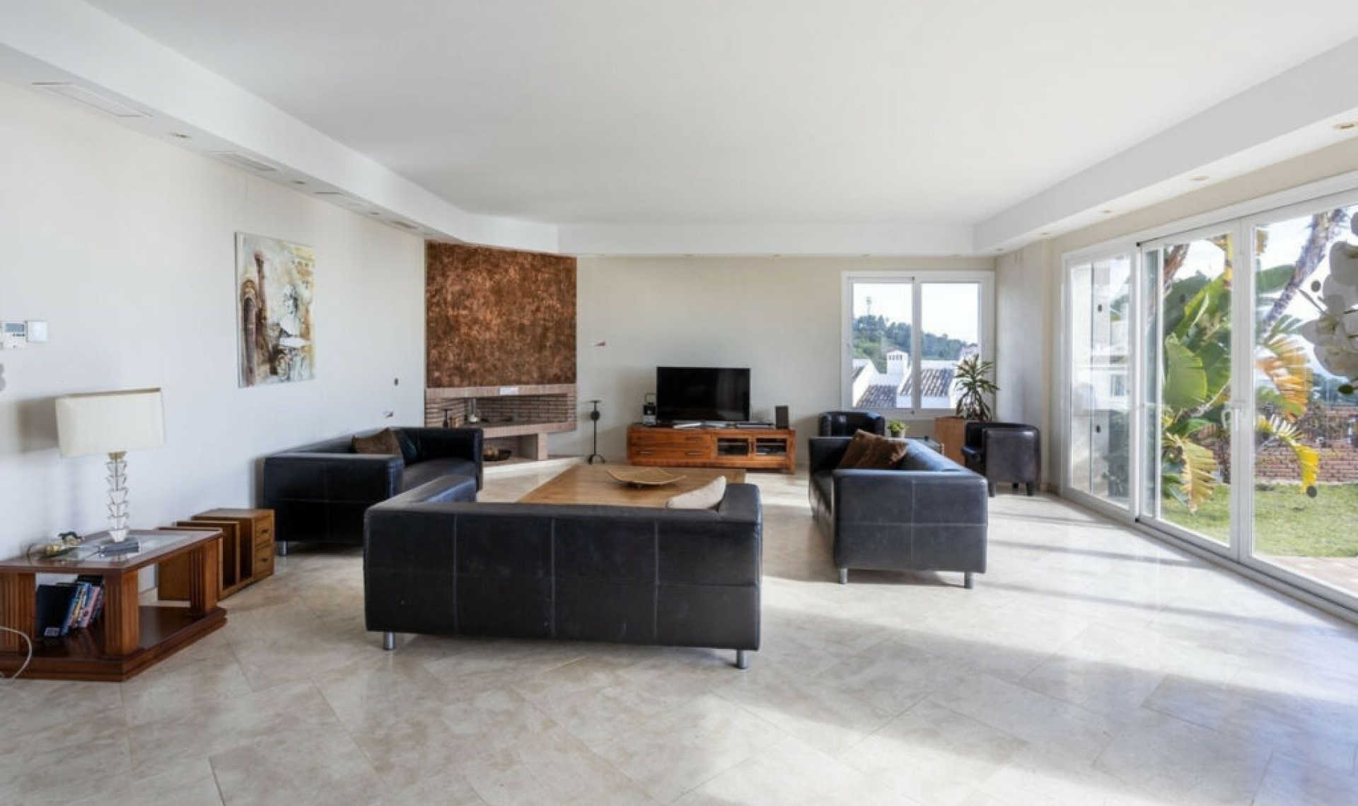 Resale - House -
Riviera del Sol