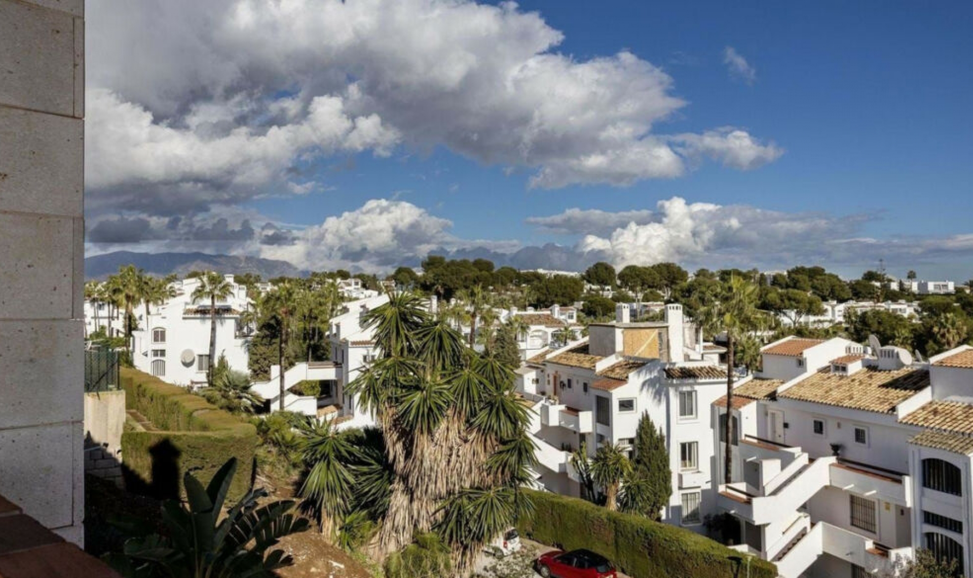 Resale - House -
Riviera del Sol