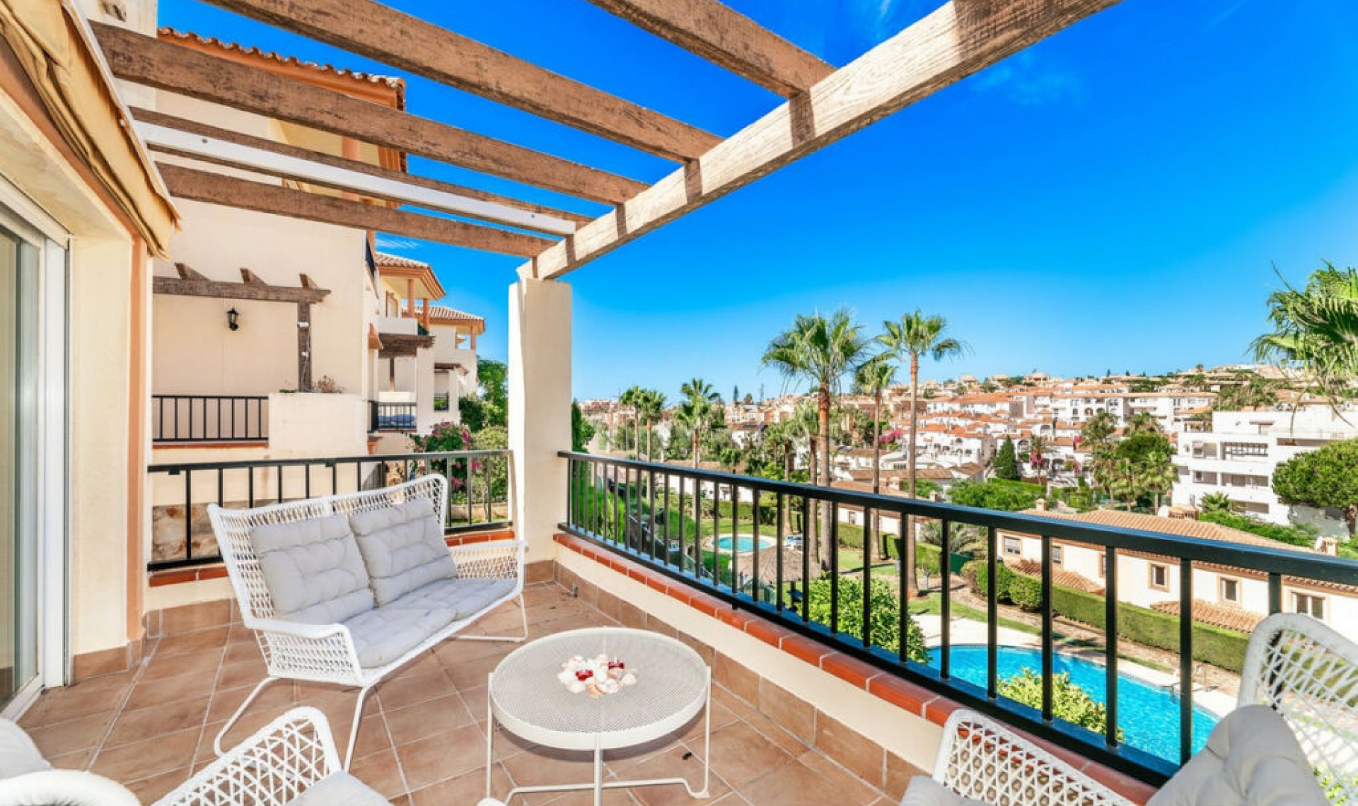 Resale - House -
Riviera del Sol