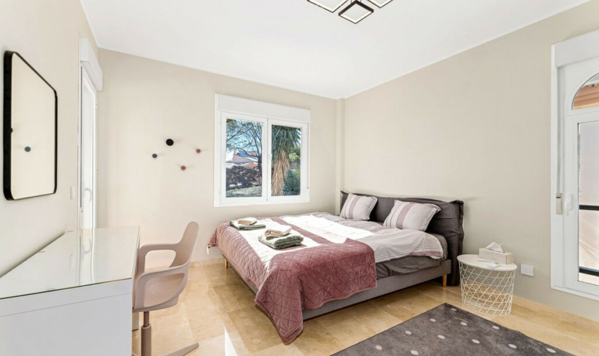 Resale - House -
Riviera del Sol