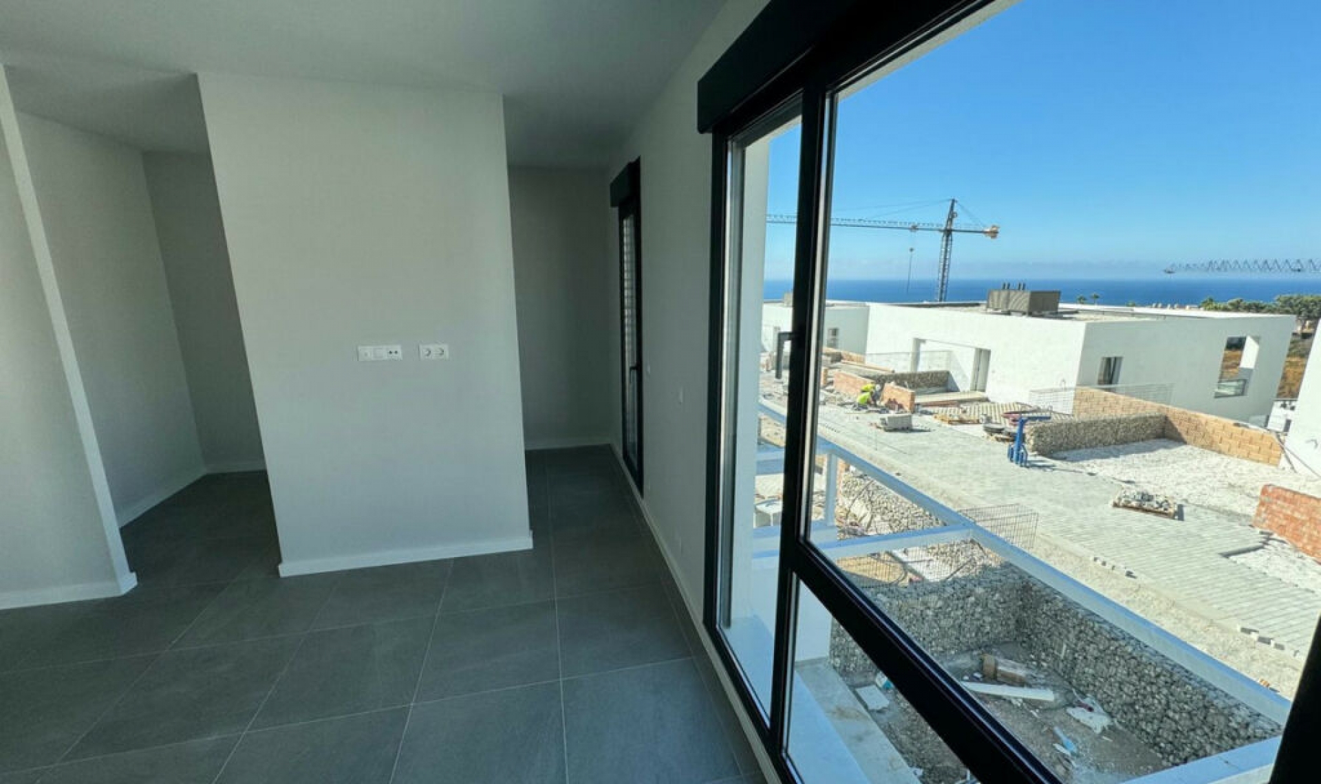 Resale - House -
Riviera del Sol