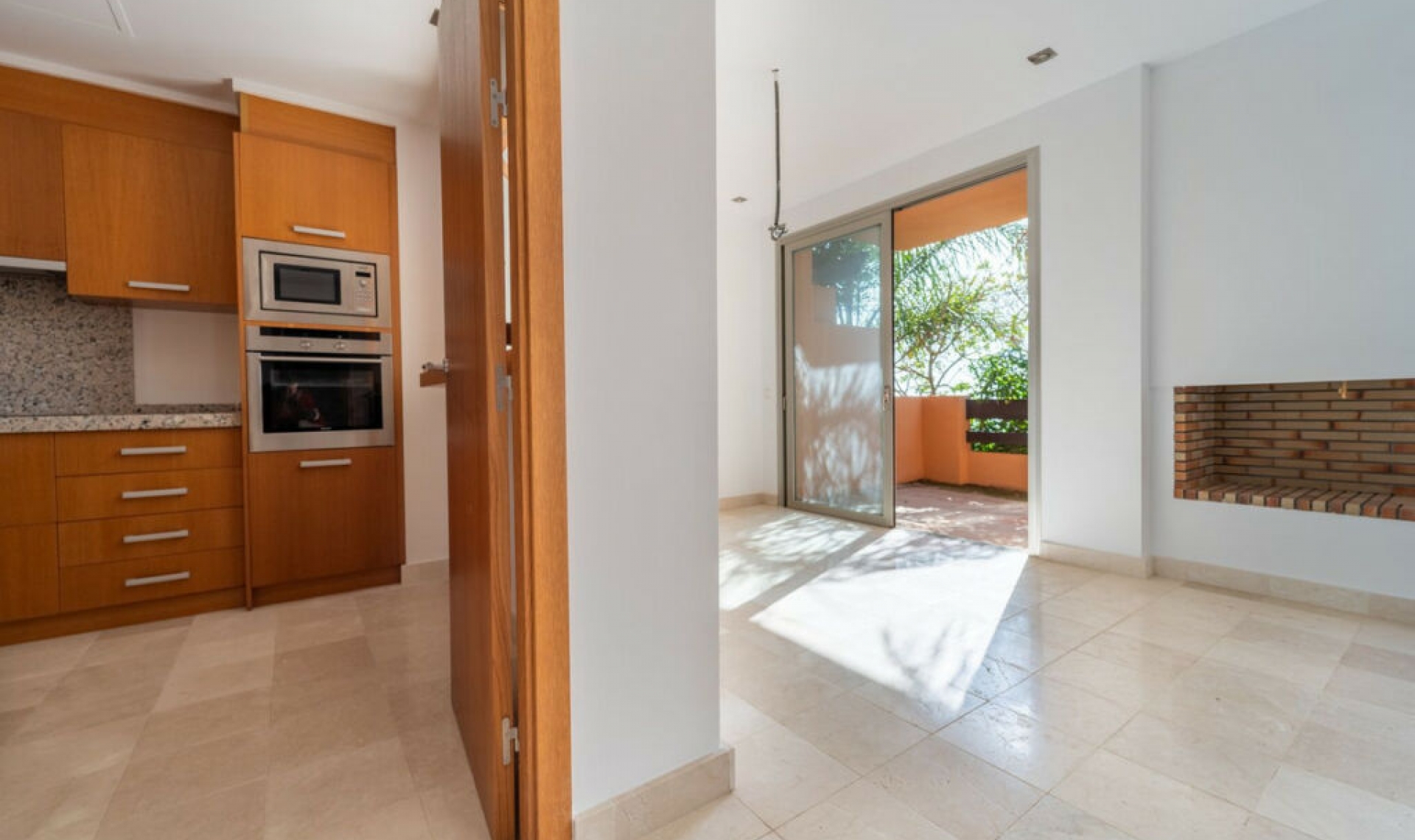 Resale - House -
Riviera del Sol